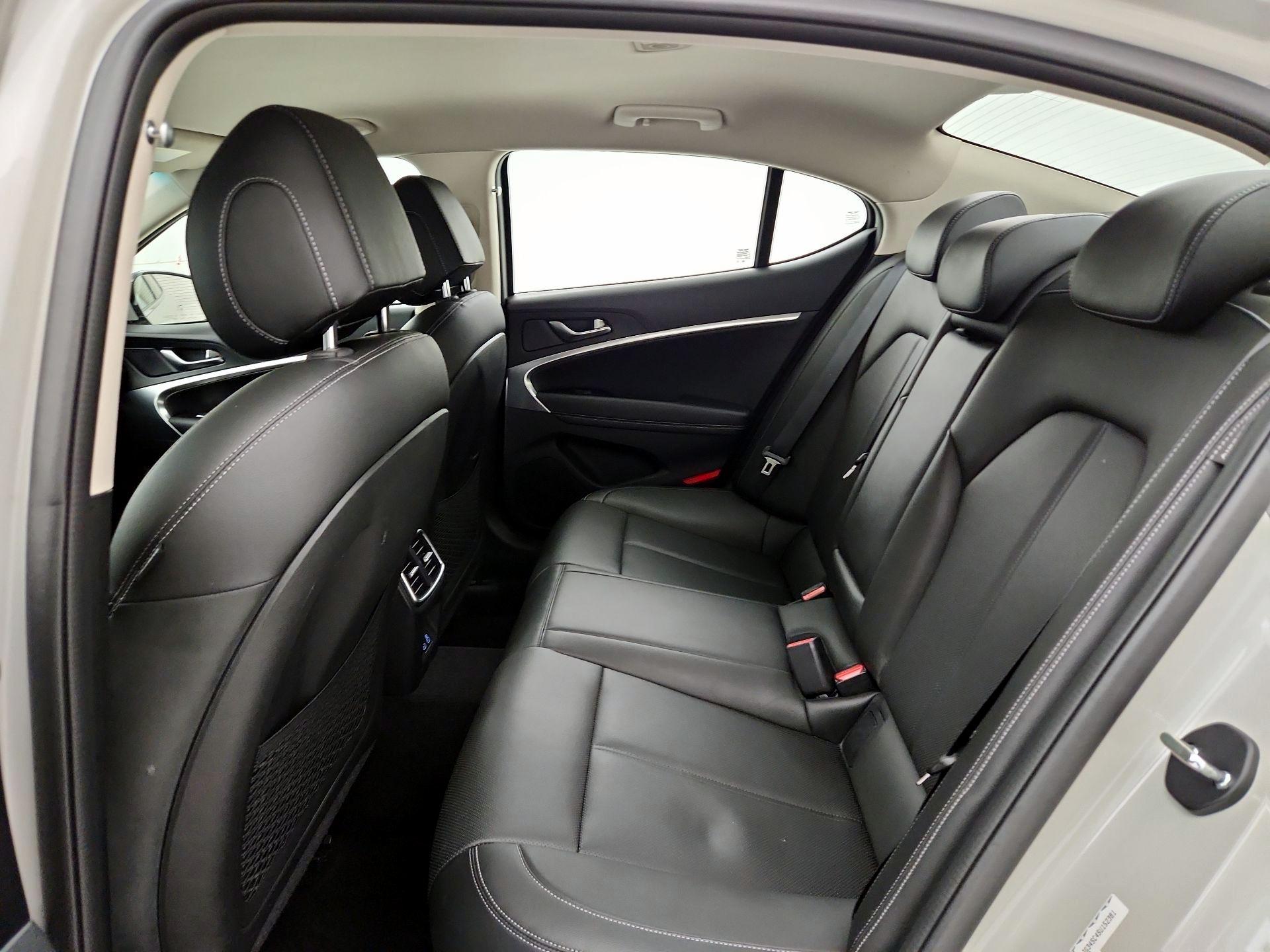 Thumbnail: 2025 Genesis G70 - 17