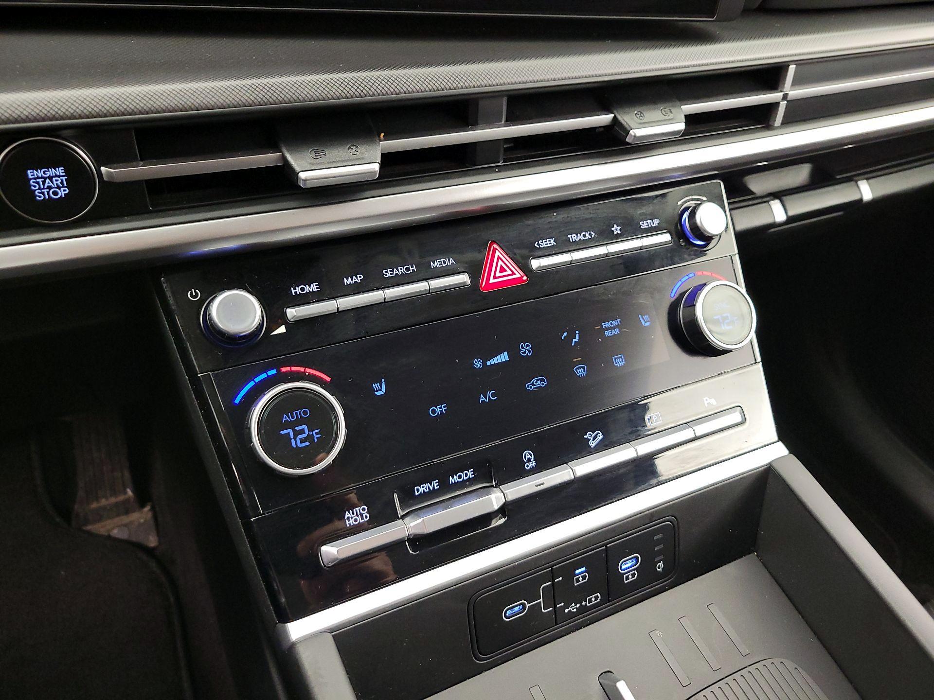 Thumbnail: 2025 Hyundai Santa Fe - 17