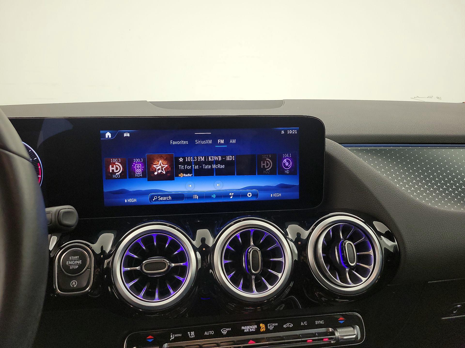 Thumbnail: 2025 Mercedes-Benz GLA - 15
