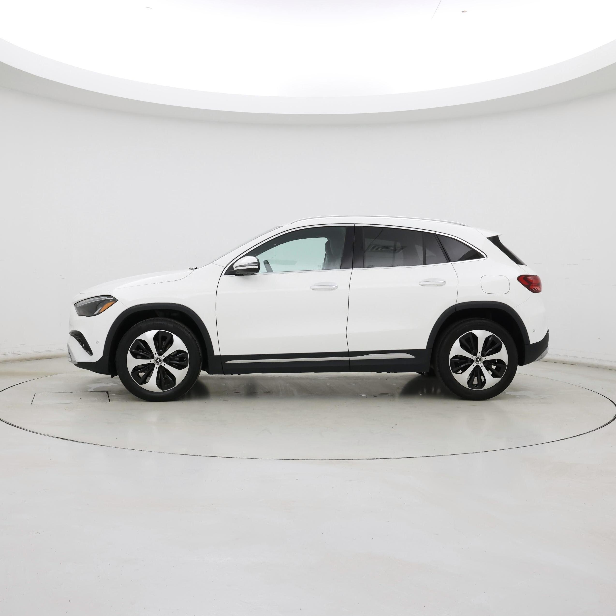 Thumbnail: 2025 Mercedes-Benz GLA - 3