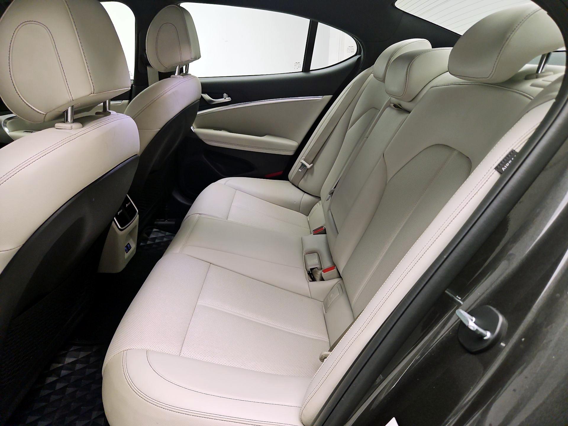 Thumbnail: 2025 Genesis G70 - 20