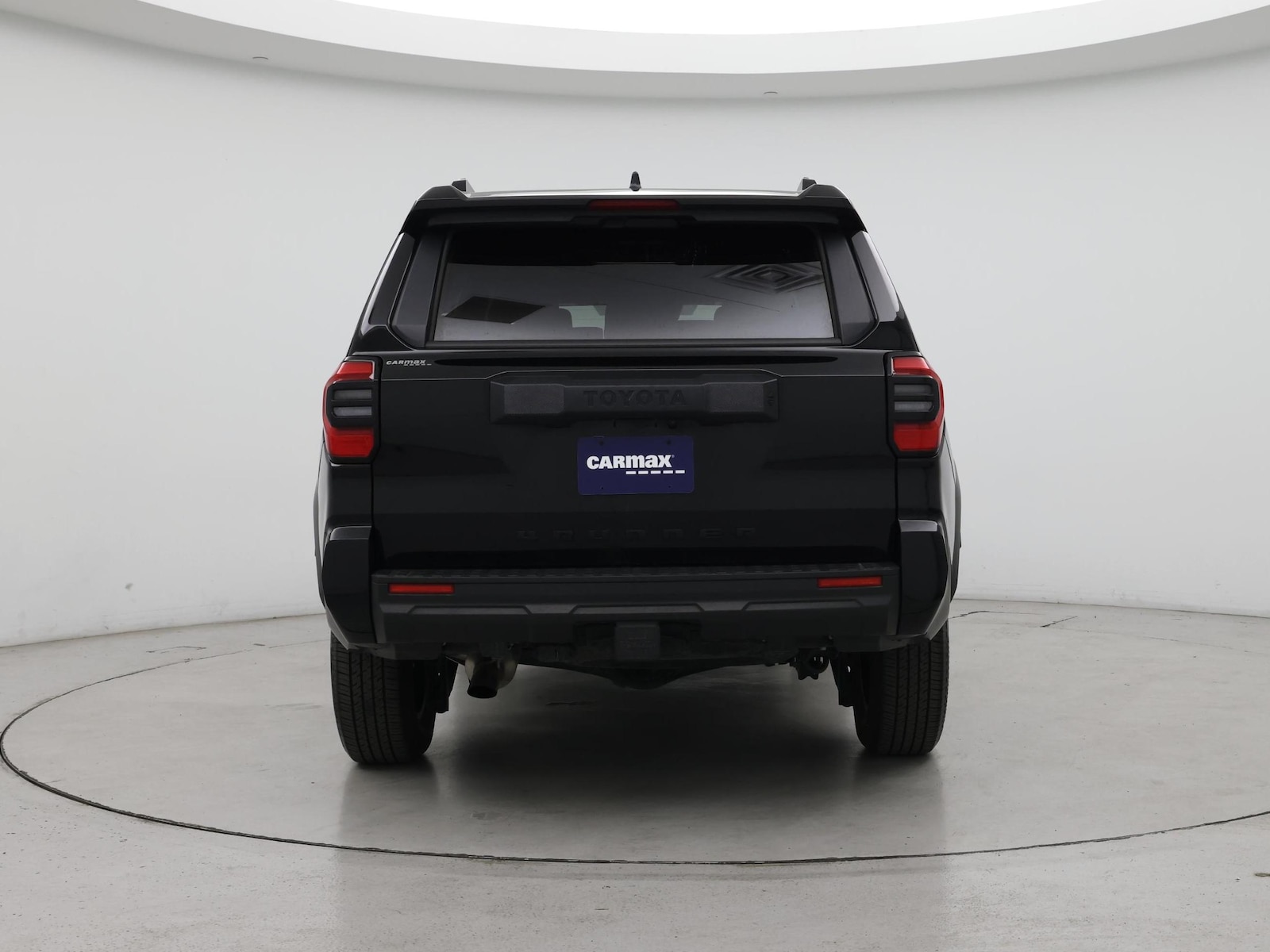 2025 Toyota 4Runner SR5 - Photo 7