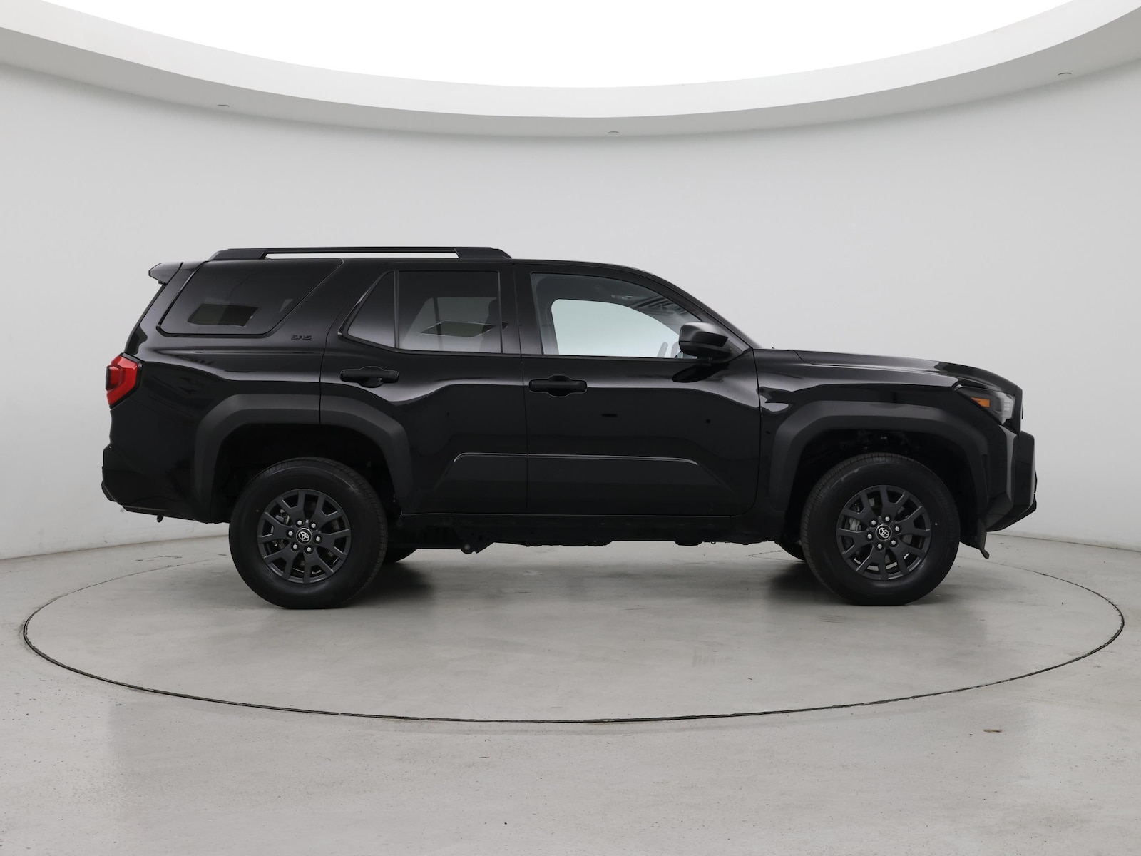 2025 Toyota 4Runner SR5 - Photo 8