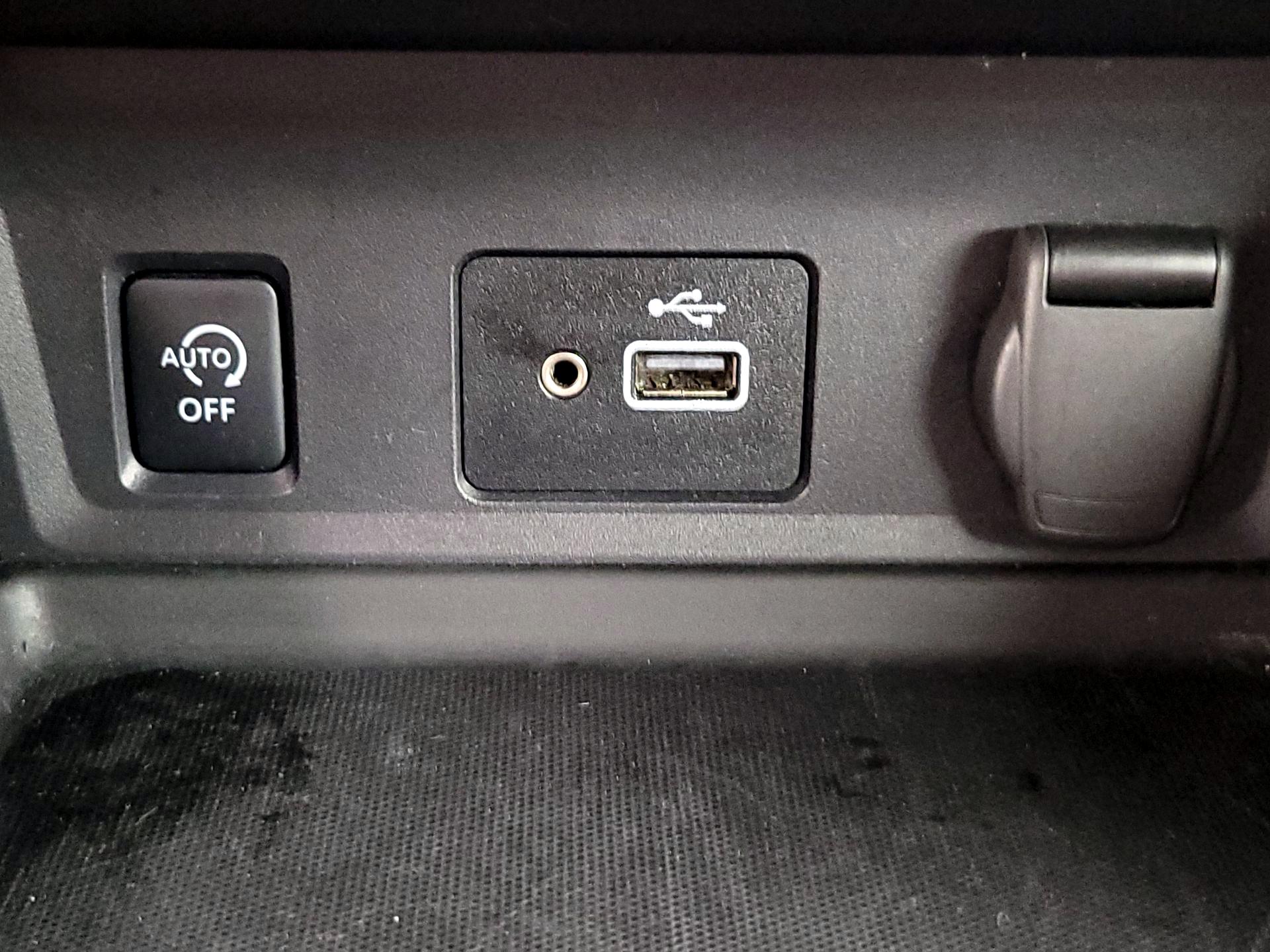 Thumbnail: 2024 Nissan Sentra - 18