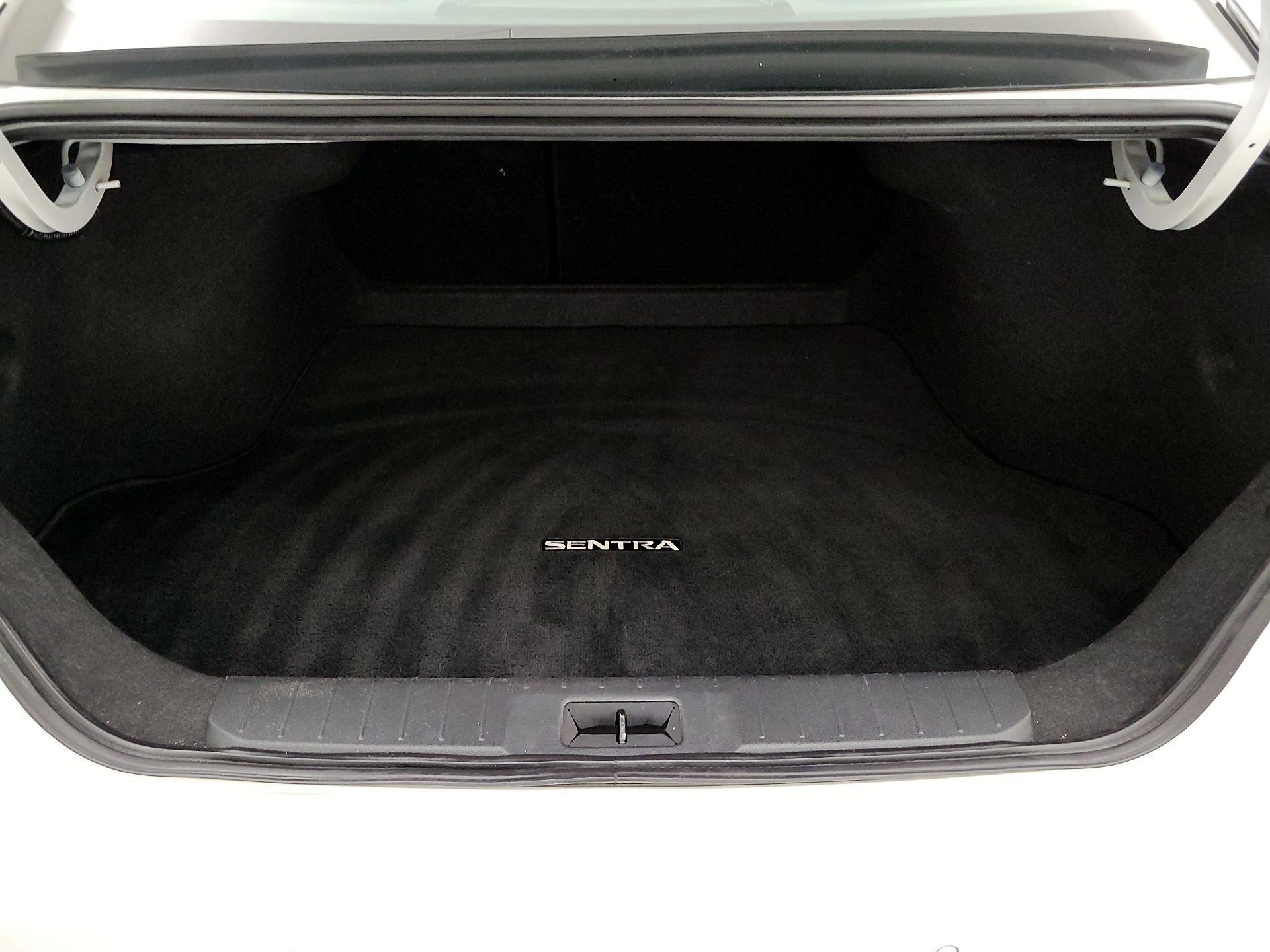 Thumbnail: 2024 Nissan Sentra - 20