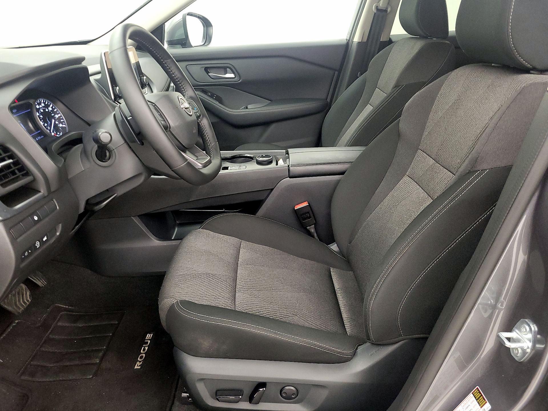 Thumbnail: 2025 Nissan Rogue - 11