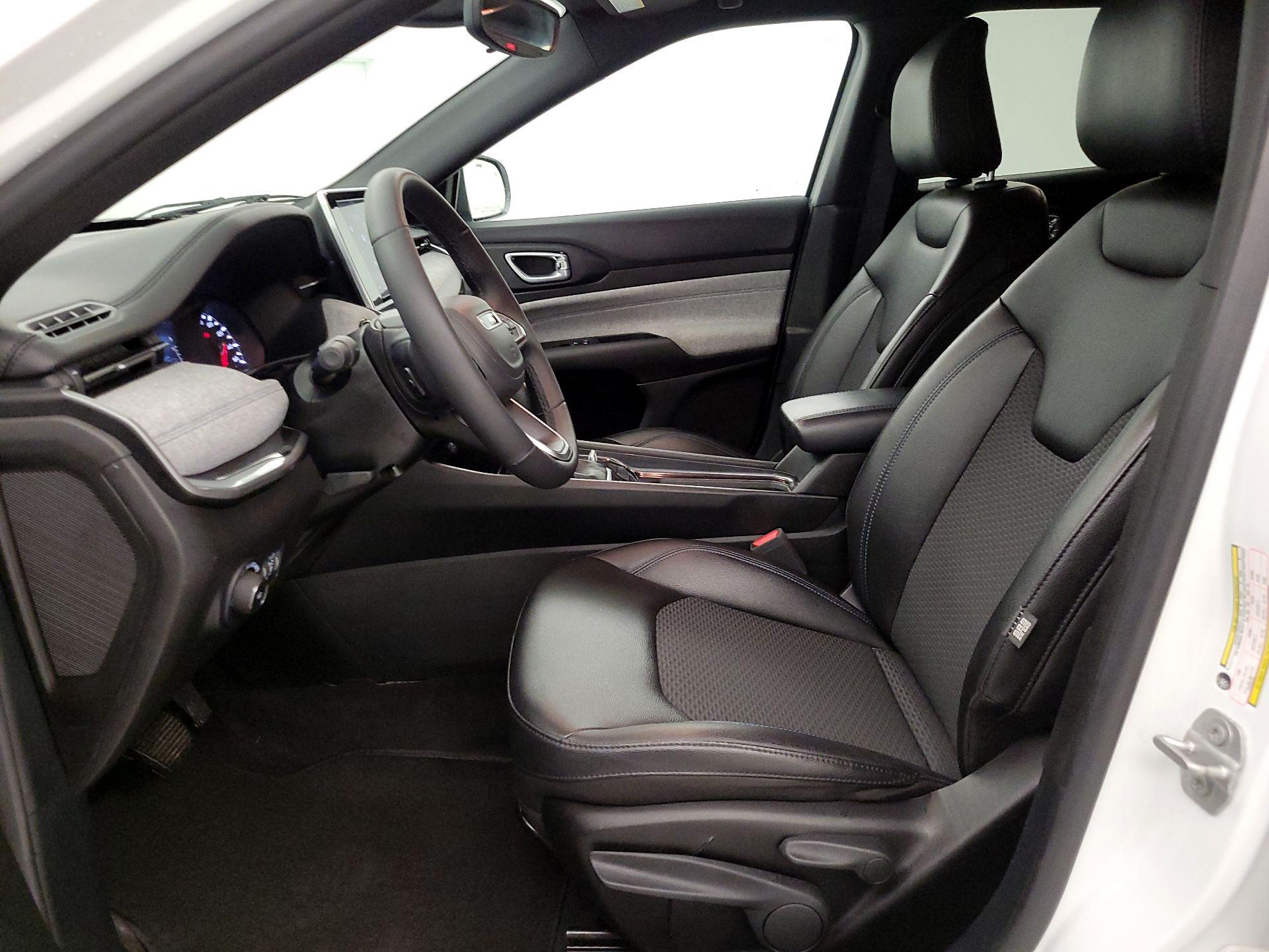 Thumbnail: 2025 Jeep Compass - 11