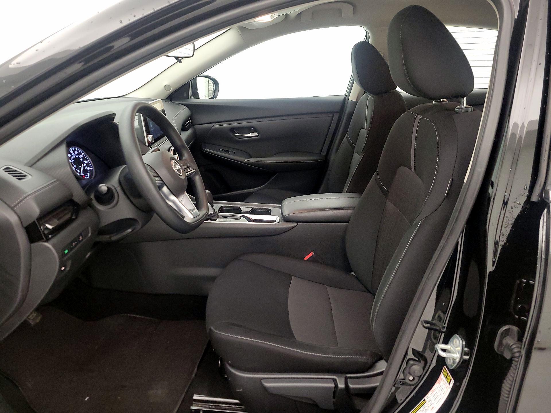 Thumbnail: 2025 Nissan Sentra - 11