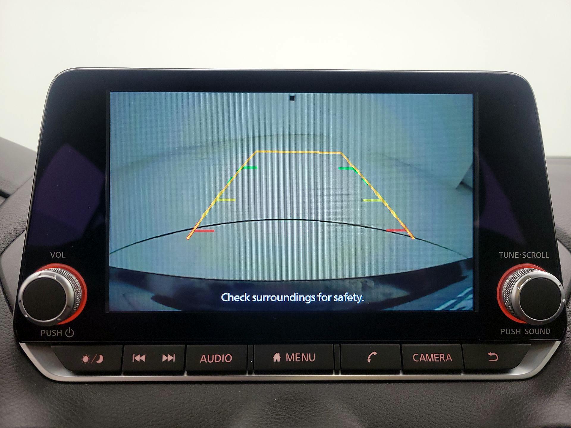 Thumbnail: 2025 Nissan Sentra - 14