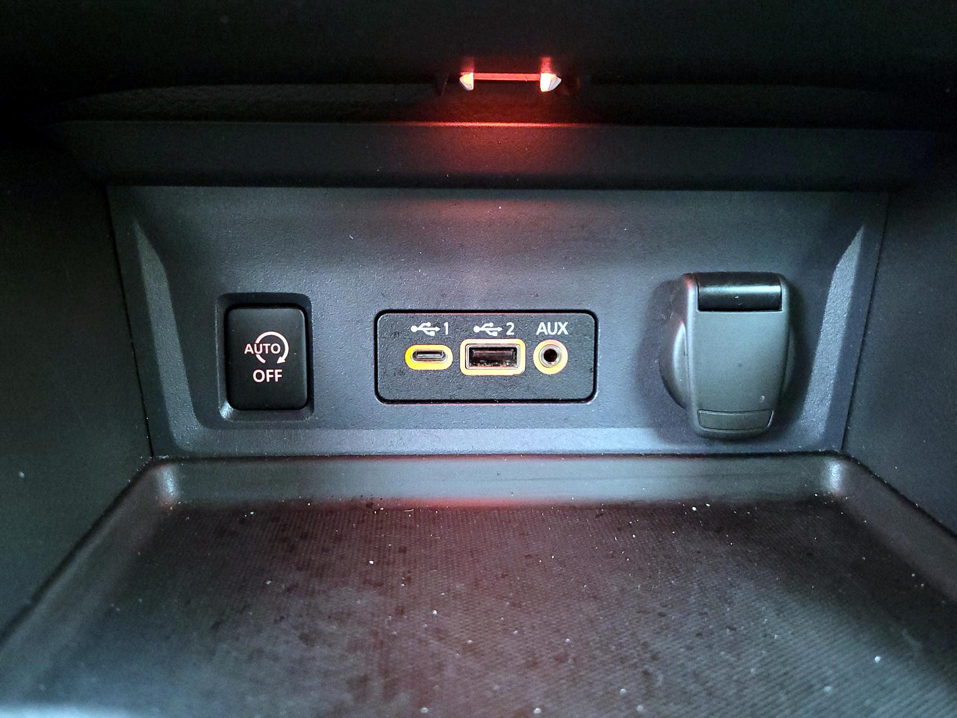 Thumbnail: 2025 Nissan Sentra - 18