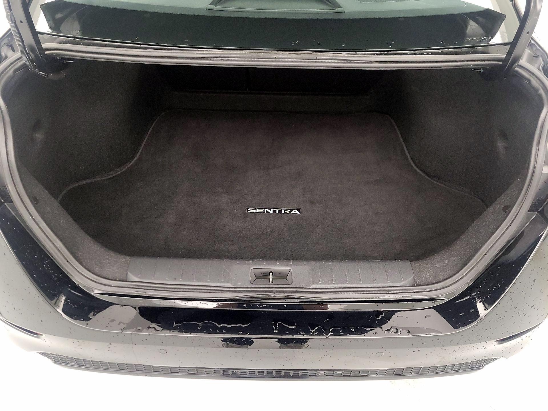 Thumbnail: 2025 Nissan Sentra - 20