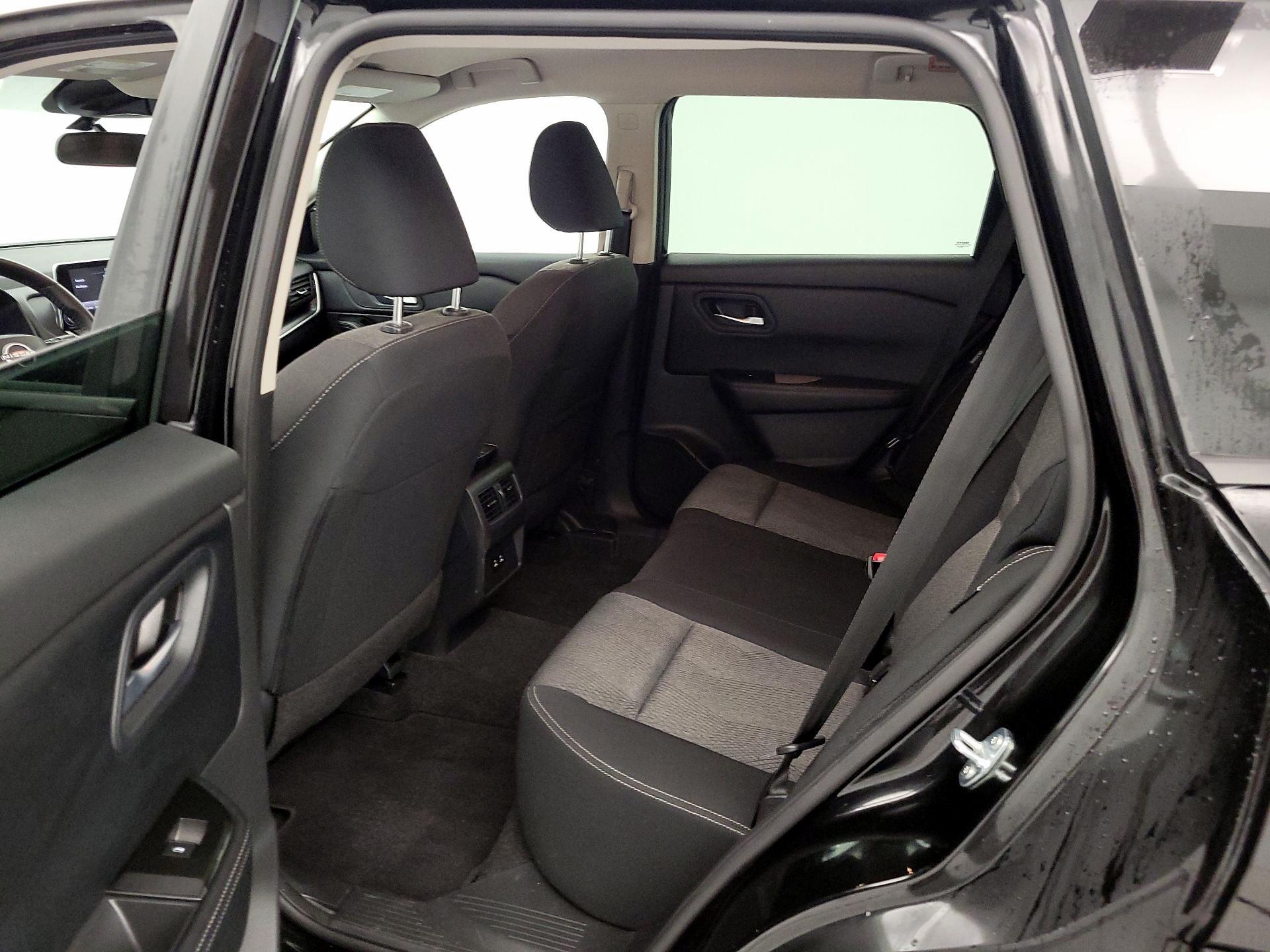 Thumbnail: 2025 Nissan Rogue - 19