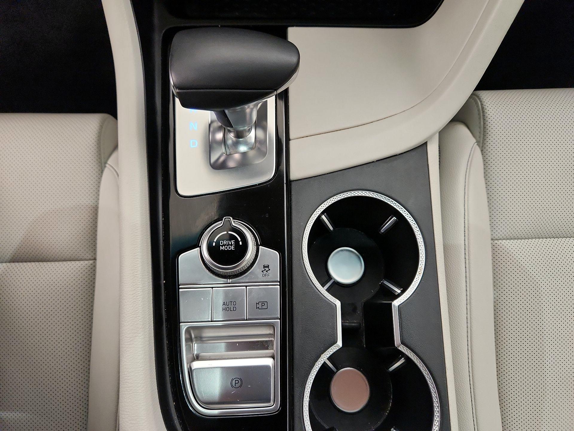 Thumbnail: 2025 Genesis G70 - 18