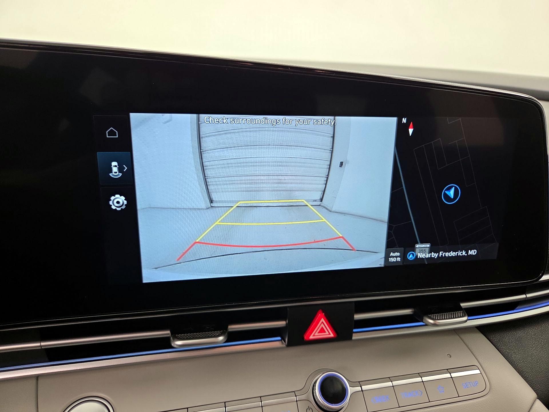 Thumbnail: 2025 Hyundai Elantra - 15