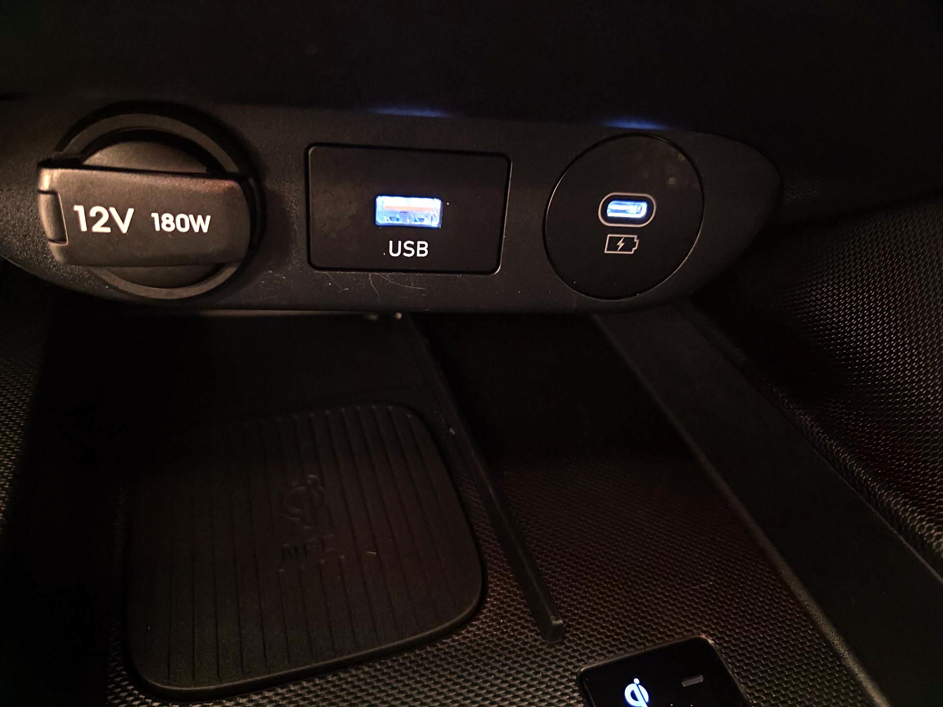 Thumbnail: 2025 Hyundai Elantra - 19