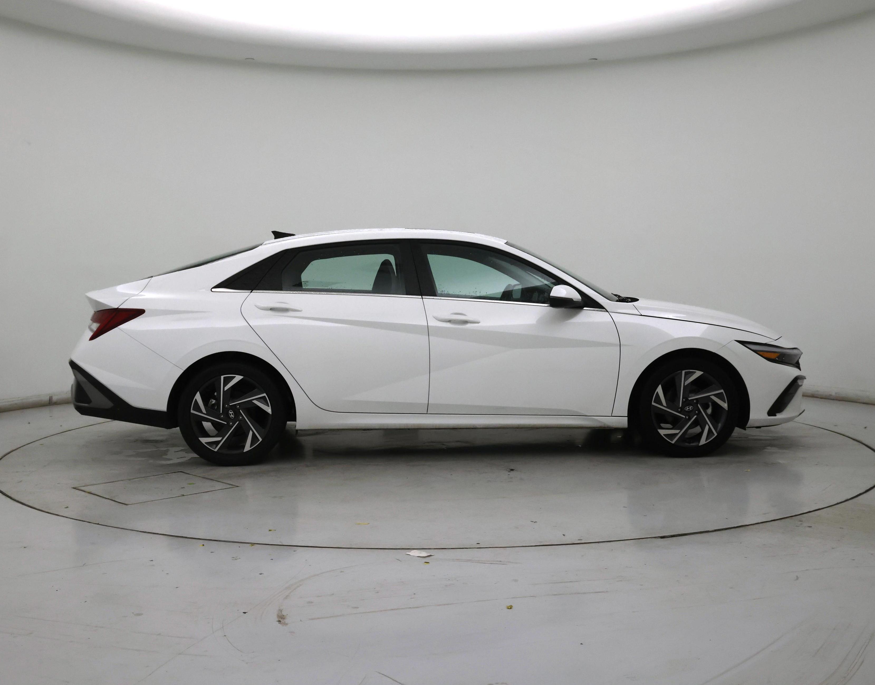 Thumbnail: 2025 Hyundai Elantra - 7