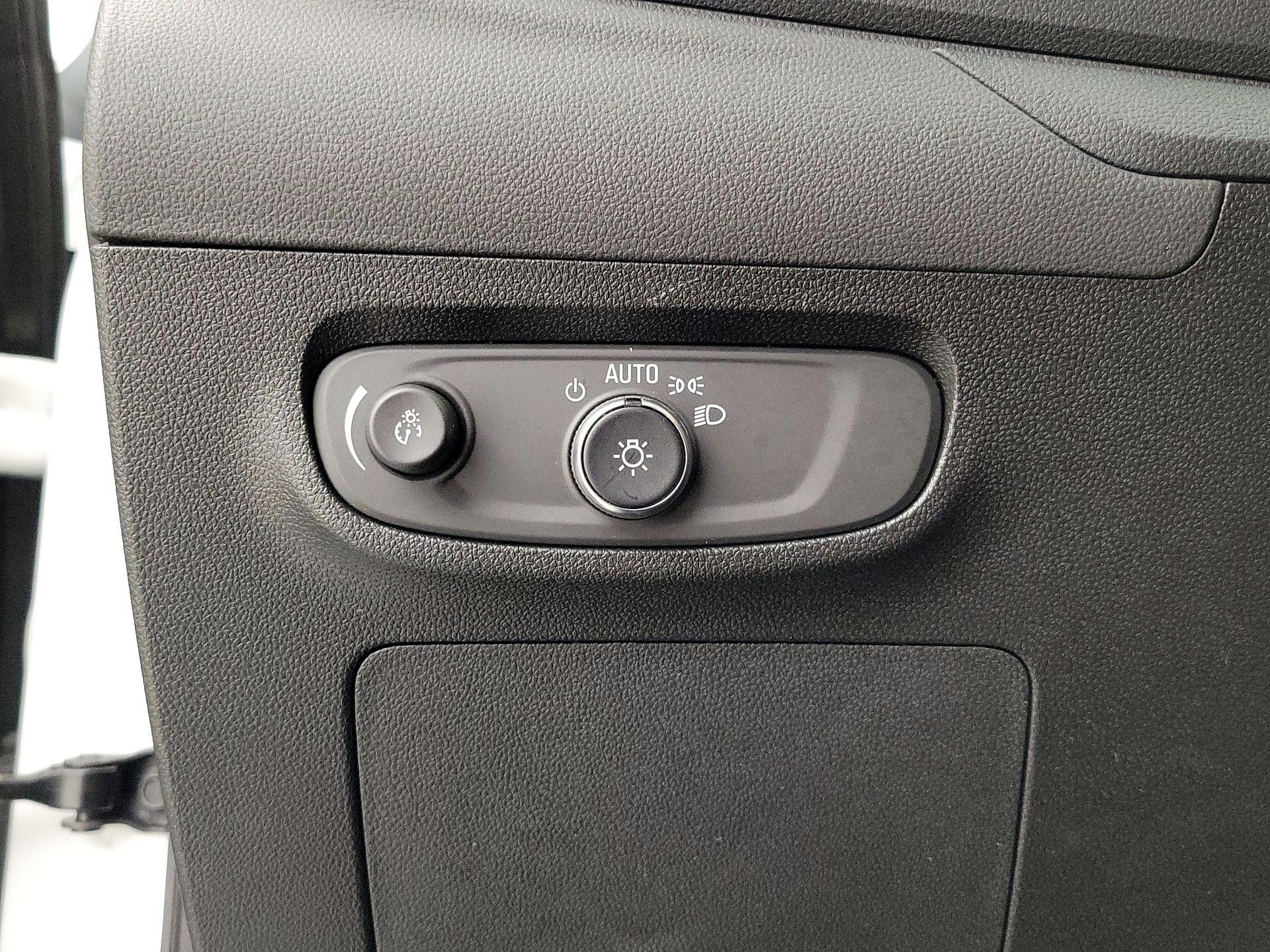 Thumbnail: 2025 Buick Encore GX - 13