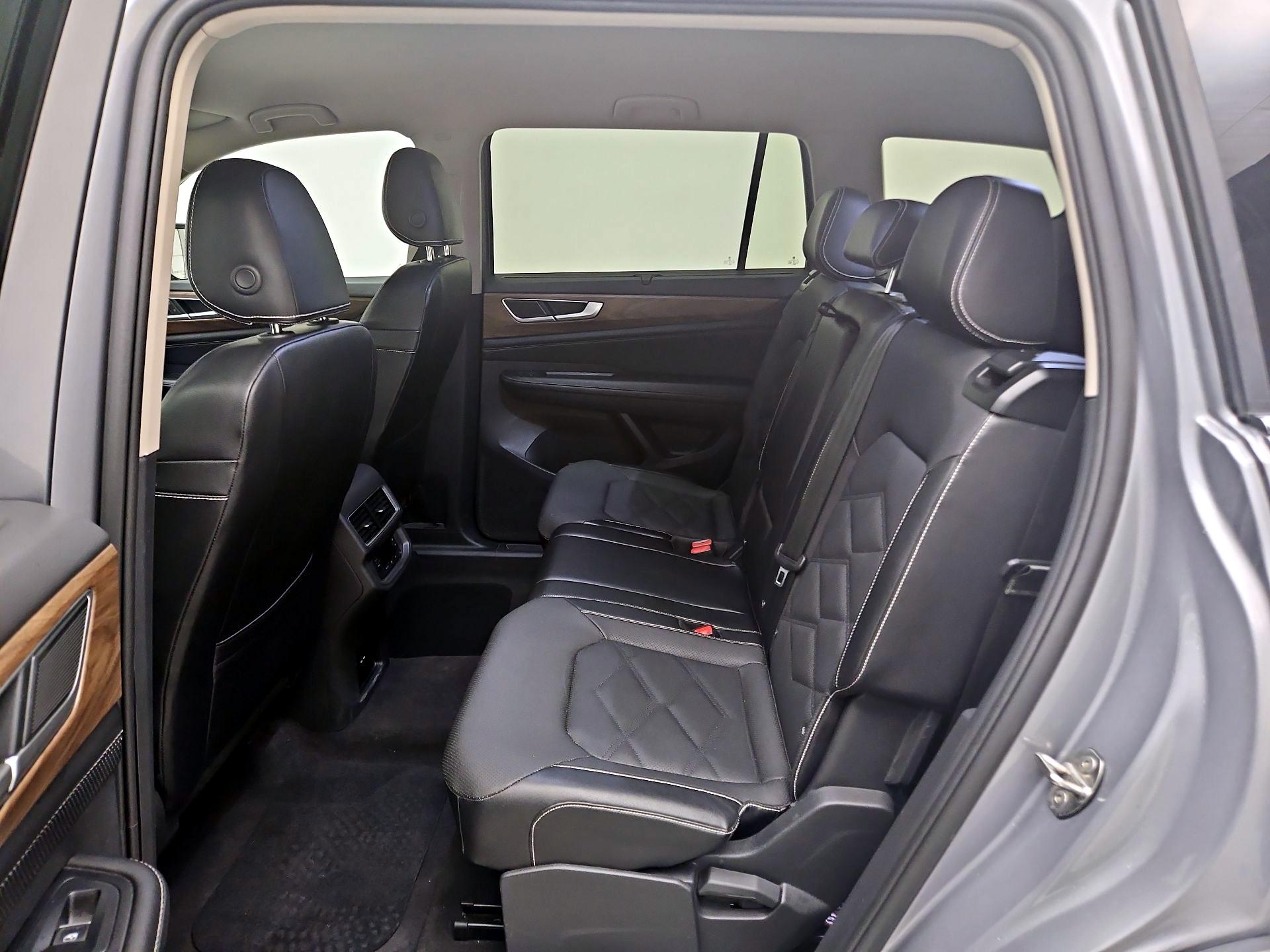 Thumbnail: 2024 Volkswagen Atlas - 19