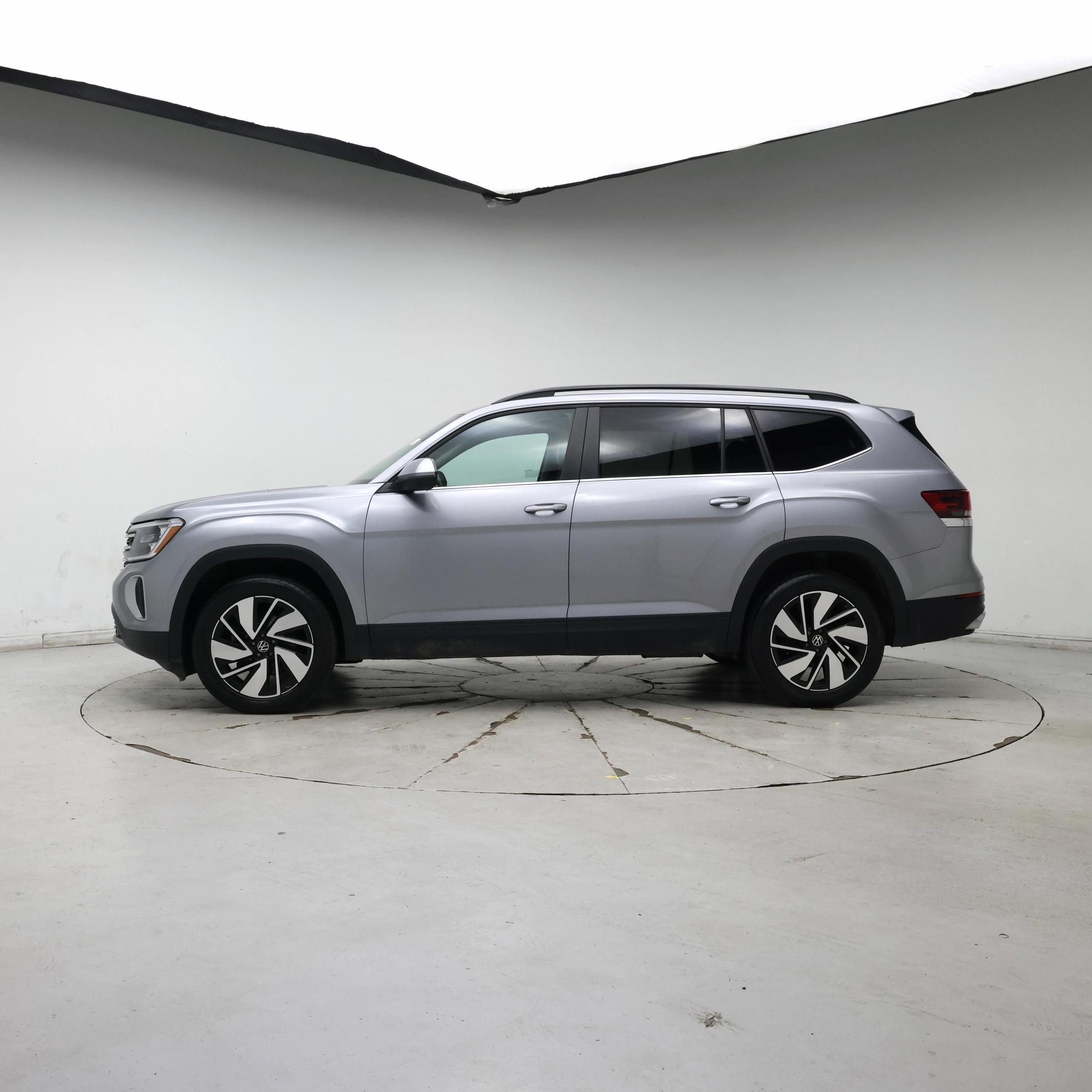 Thumbnail: 2024 Volkswagen Atlas - 3