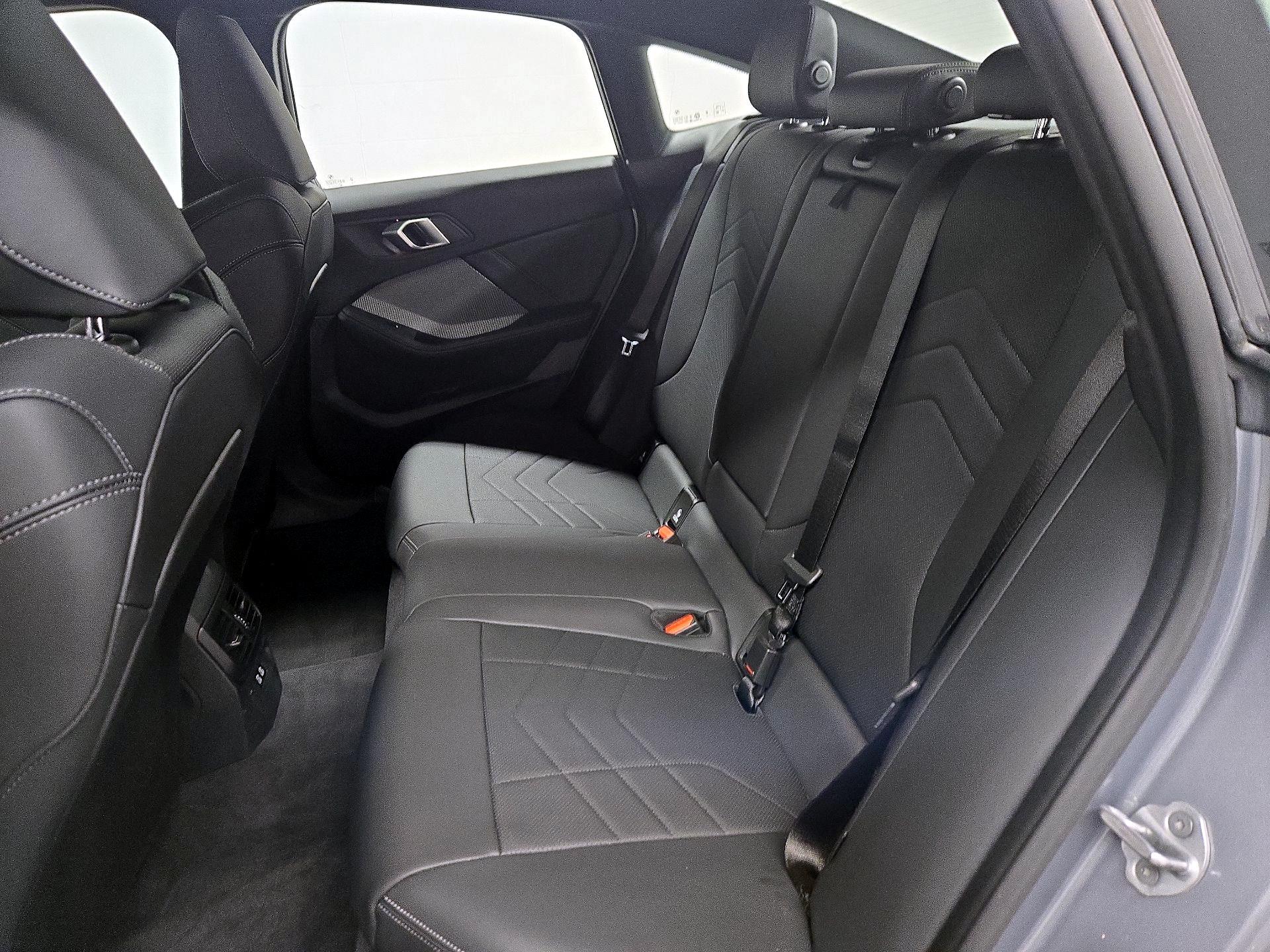 Thumbnail: 2025 BMW 2 Series - 19