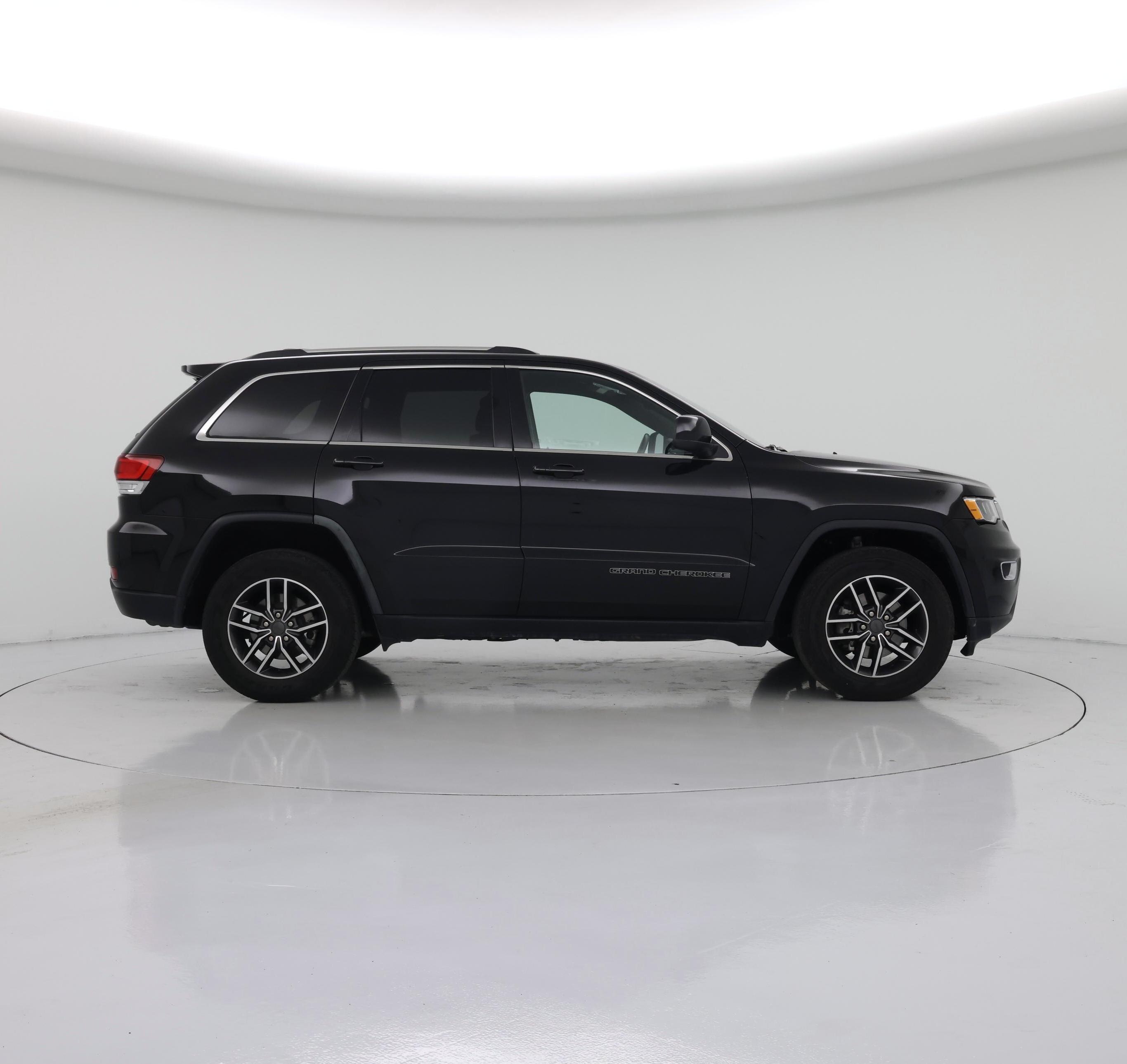 Thumbnail: 2020 Jeep Grand Cherokee - 7