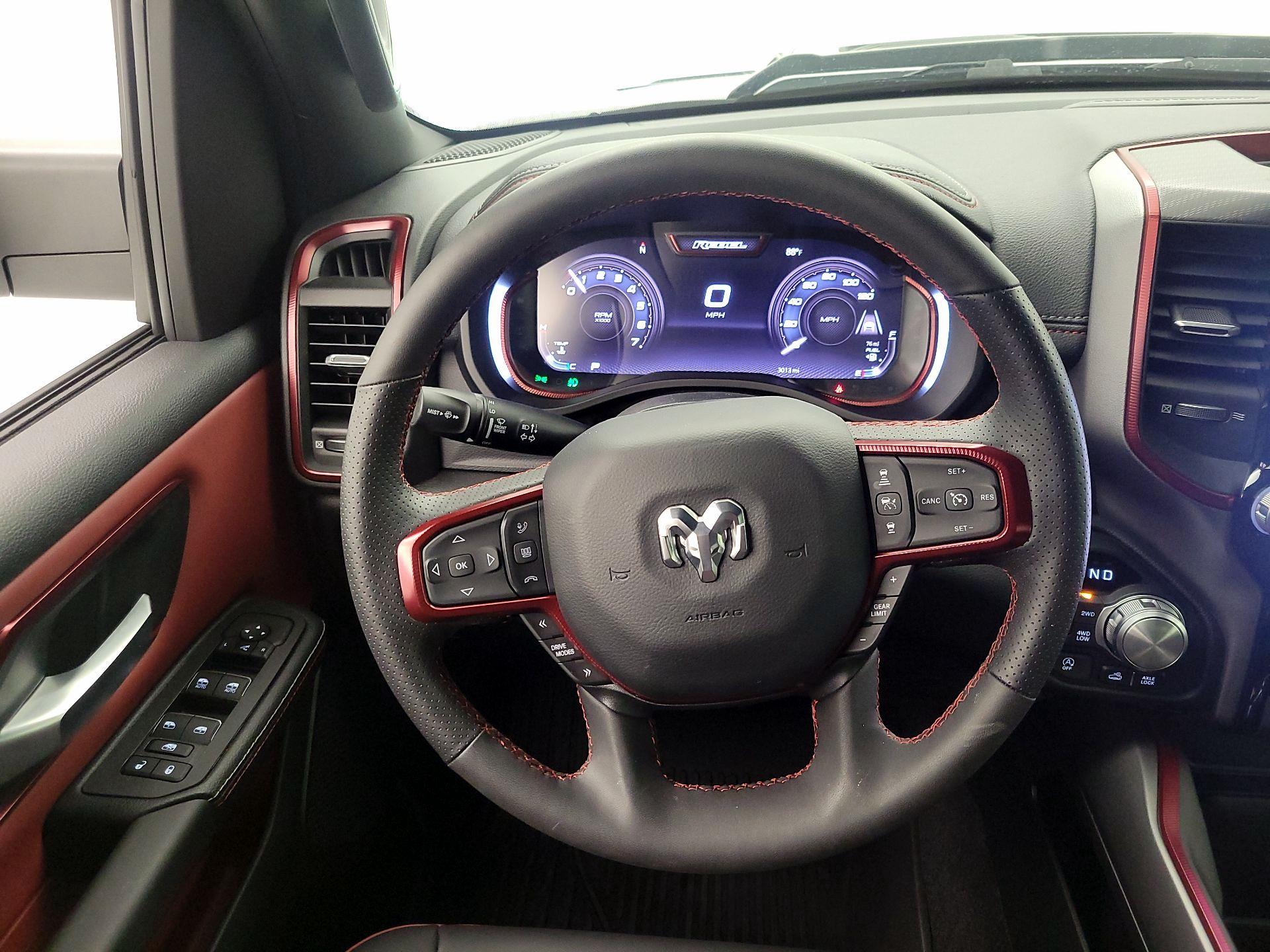 Thumbnail: 2025 RAM 1500 - 10