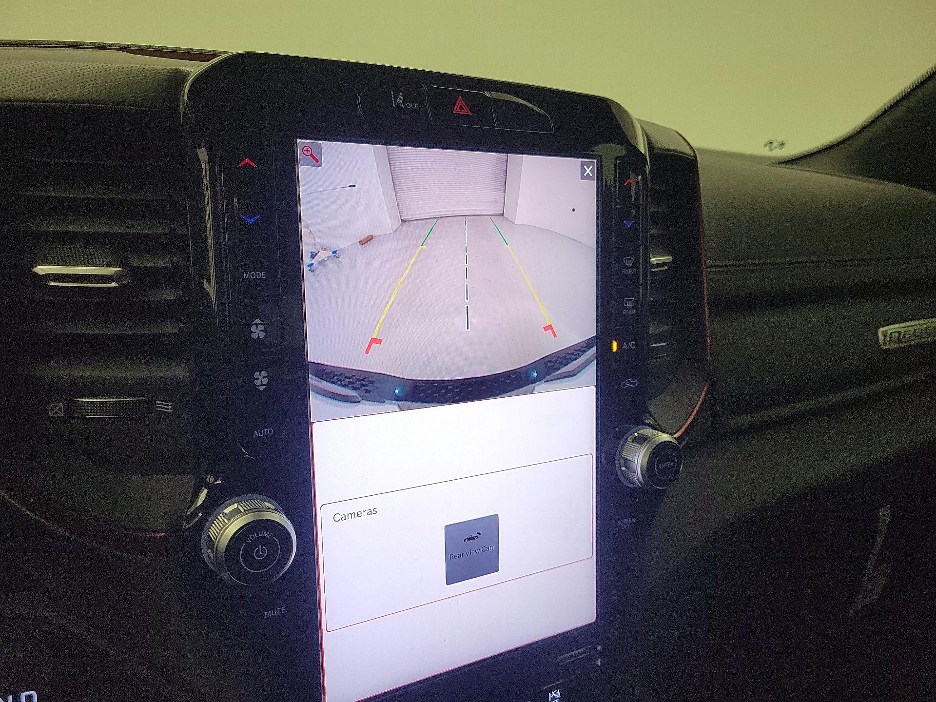 Thumbnail: 2025 RAM 1500 - 15