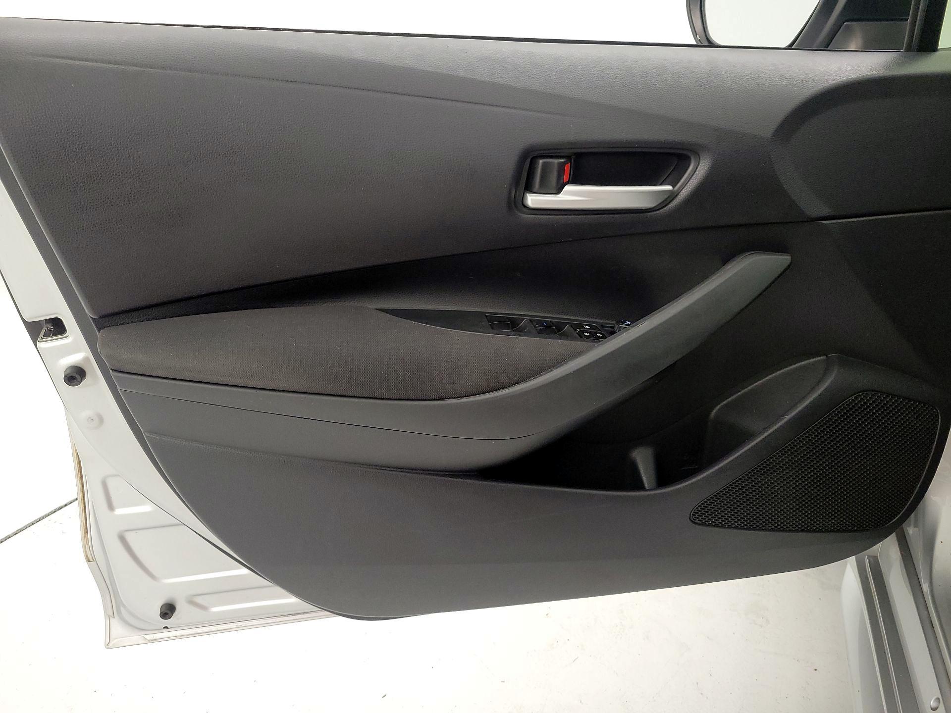 Thumbnail: 2021 Toyota Corolla - 12