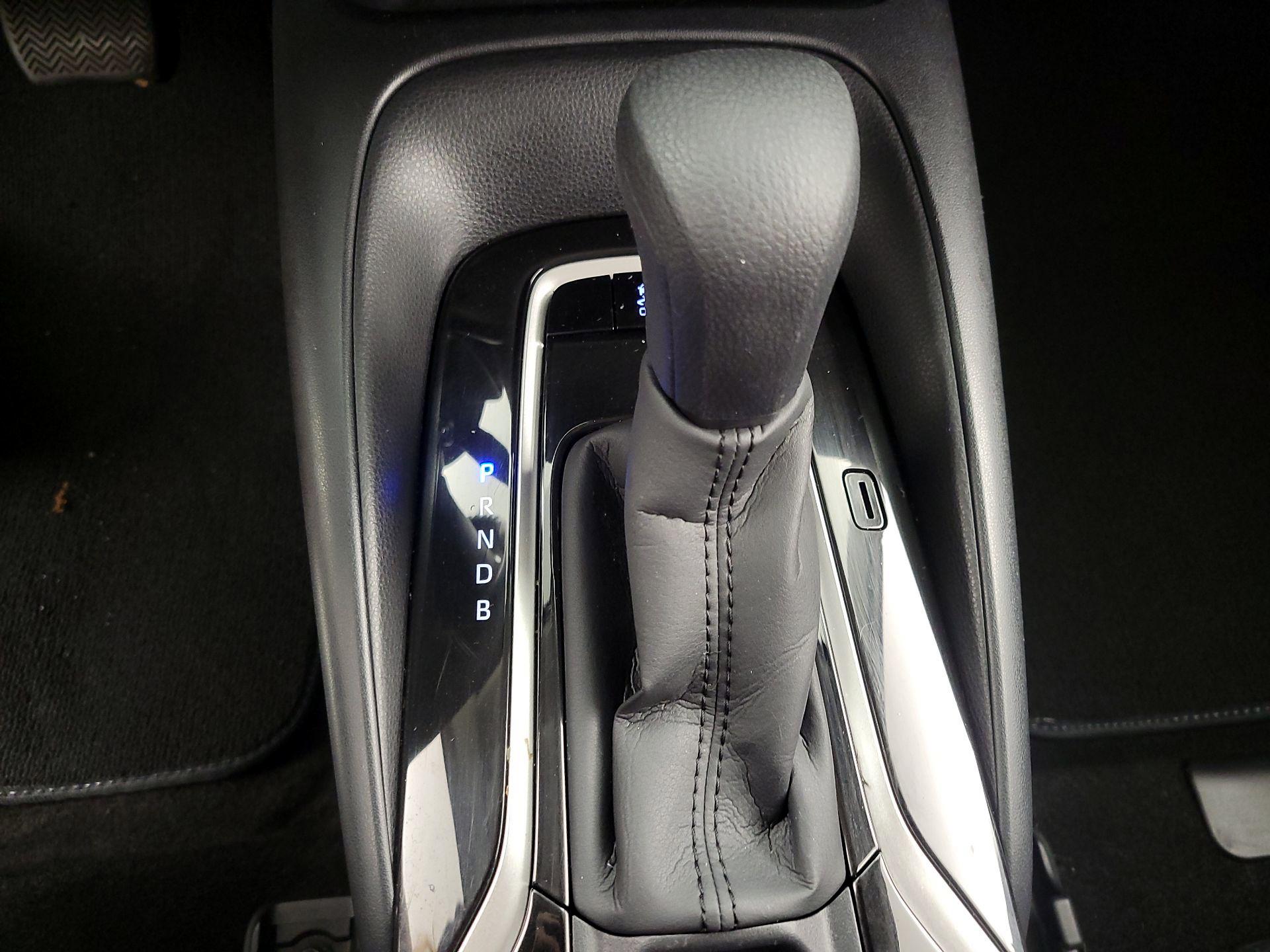 Thumbnail: 2021 Toyota Corolla - 17