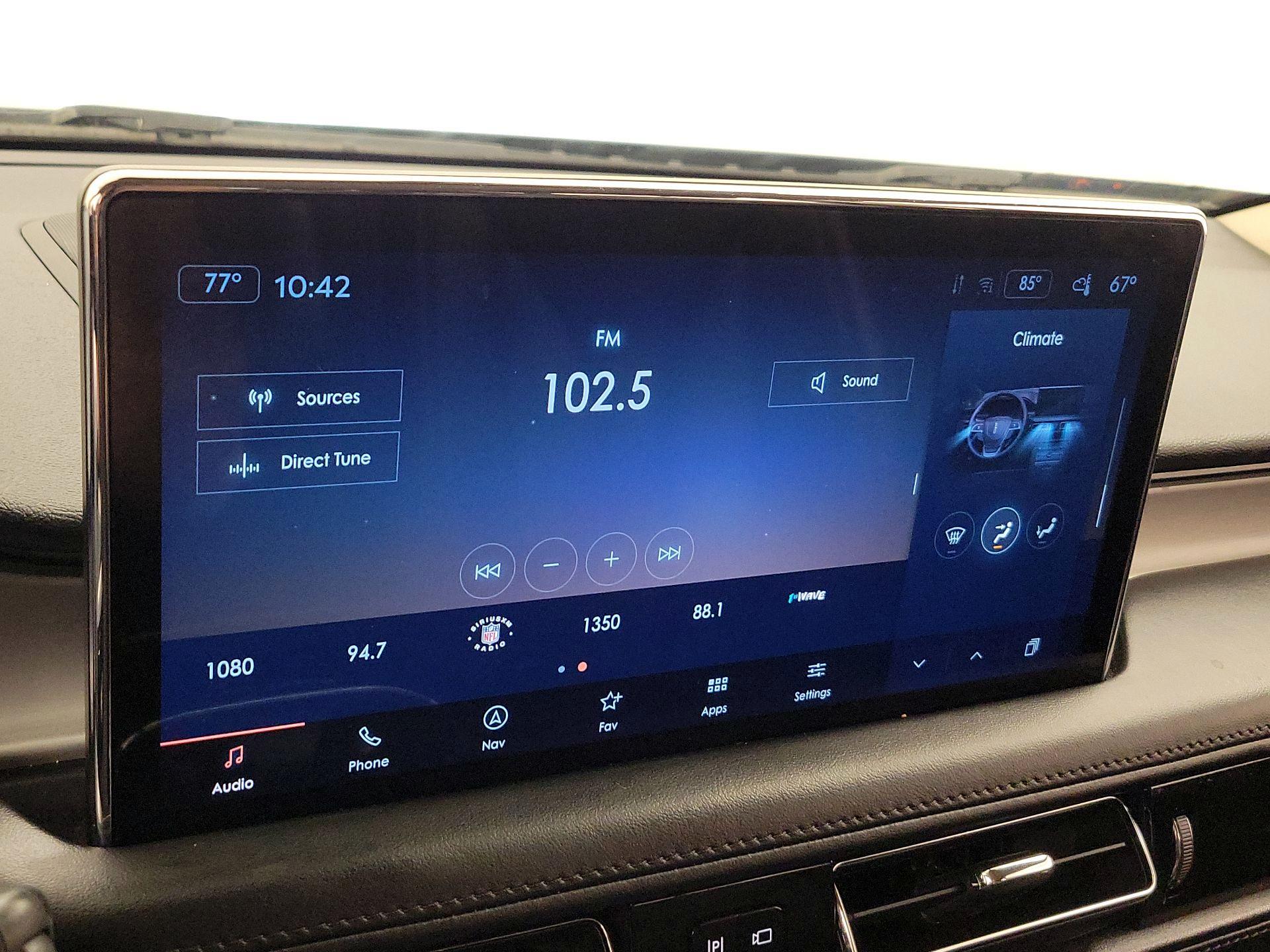 Thumbnail: 2022 Lincoln Nautilus - 16