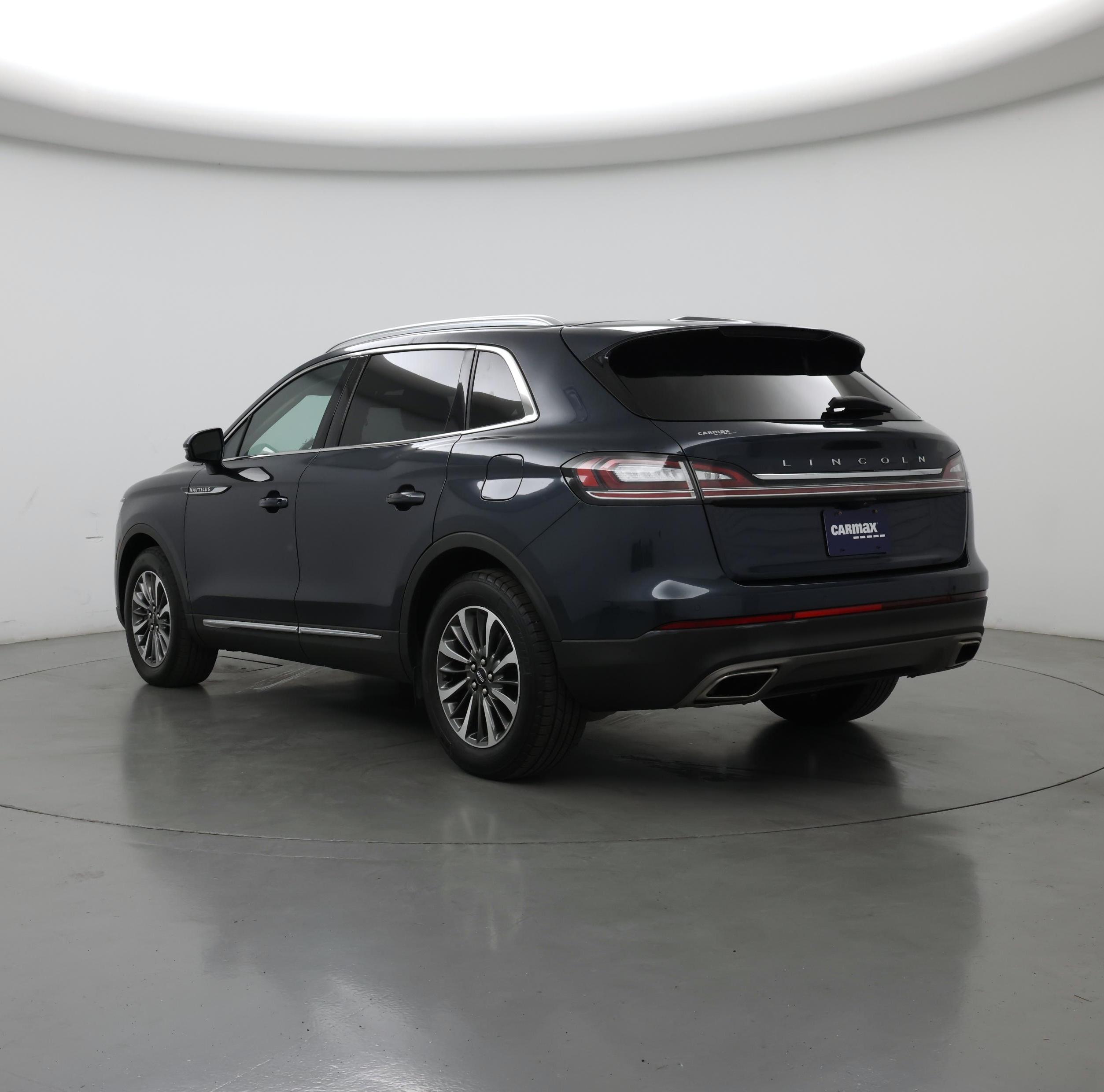 Thumbnail: 2022 Lincoln Nautilus - 2