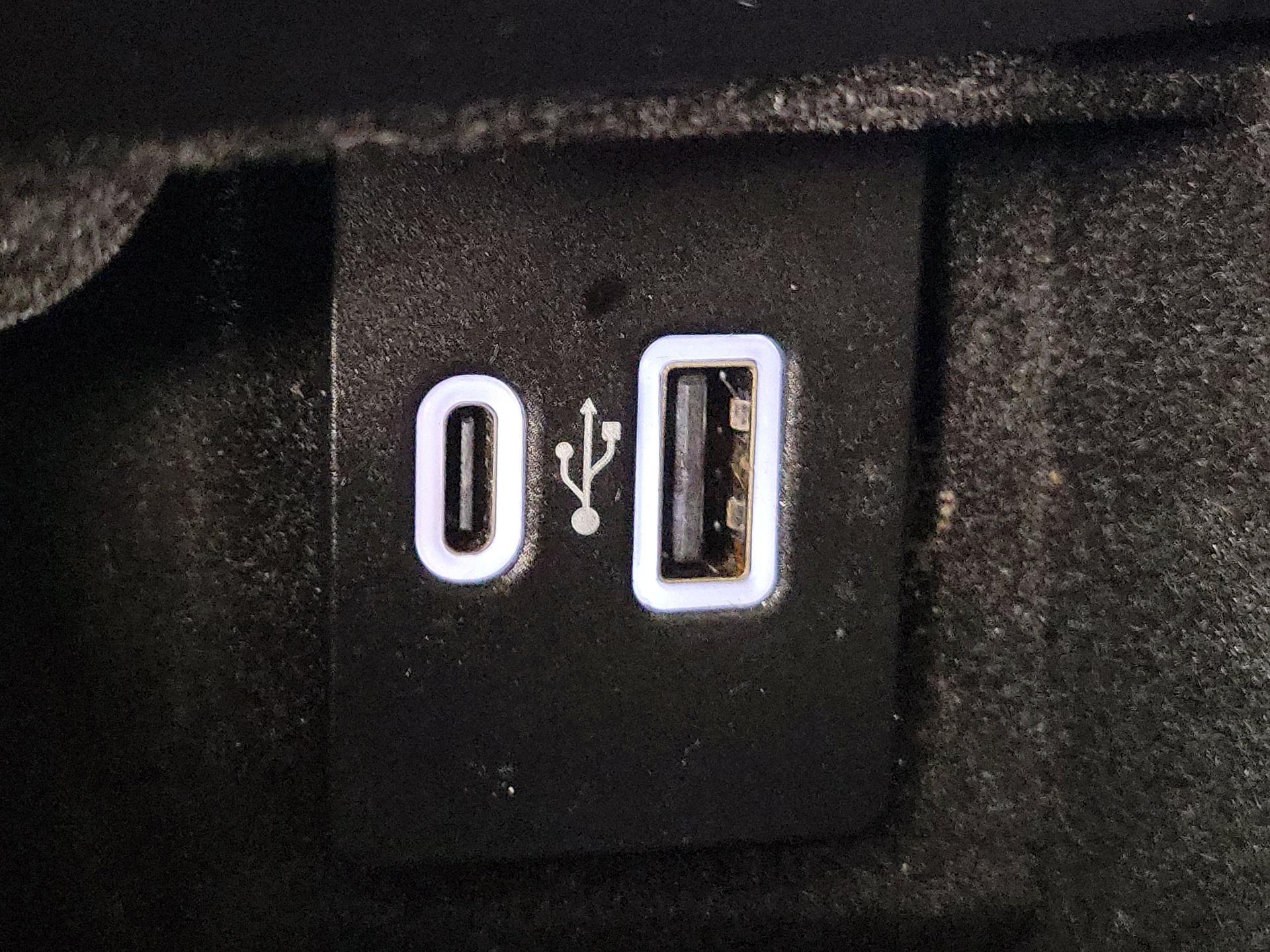 Thumbnail: 2022 Lincoln Nautilus - 19