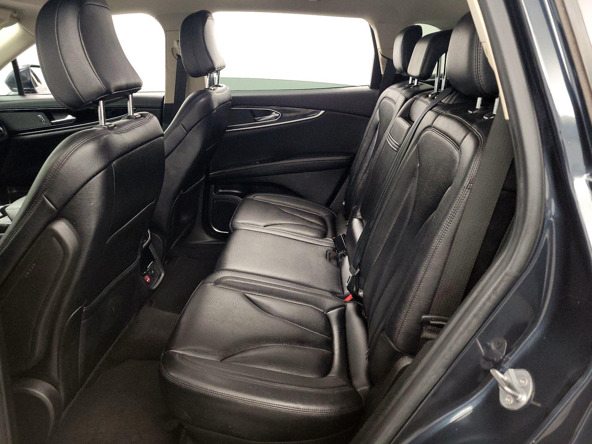 Thumbnail: 2022 Lincoln Nautilus - 20