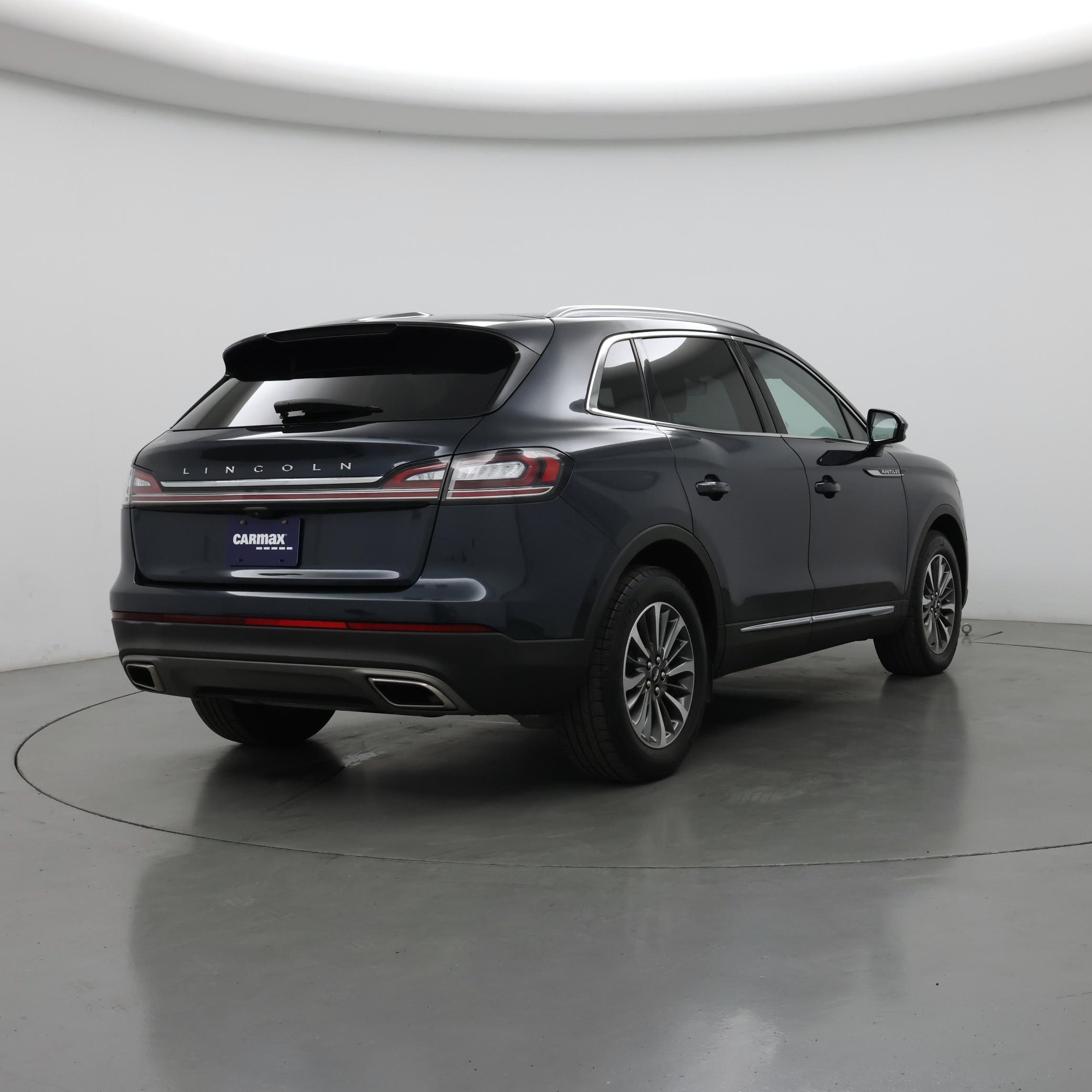 Thumbnail: 2022 Lincoln Nautilus - 8