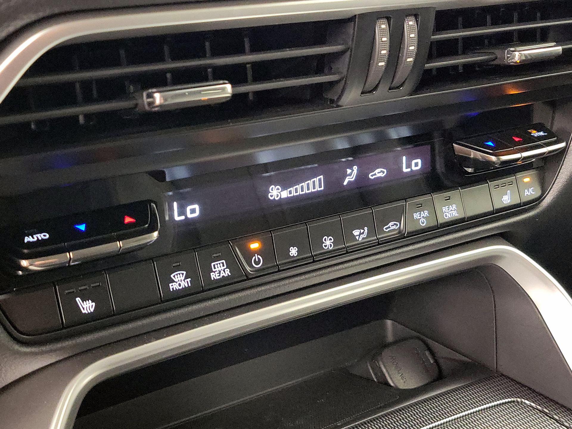 Thumbnail: 2025 Mazda CX-90 - 16