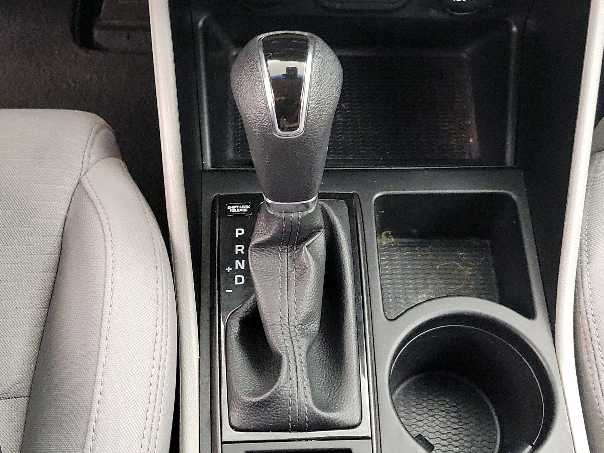 Thumbnail: 2020 Hyundai Tucson - 17