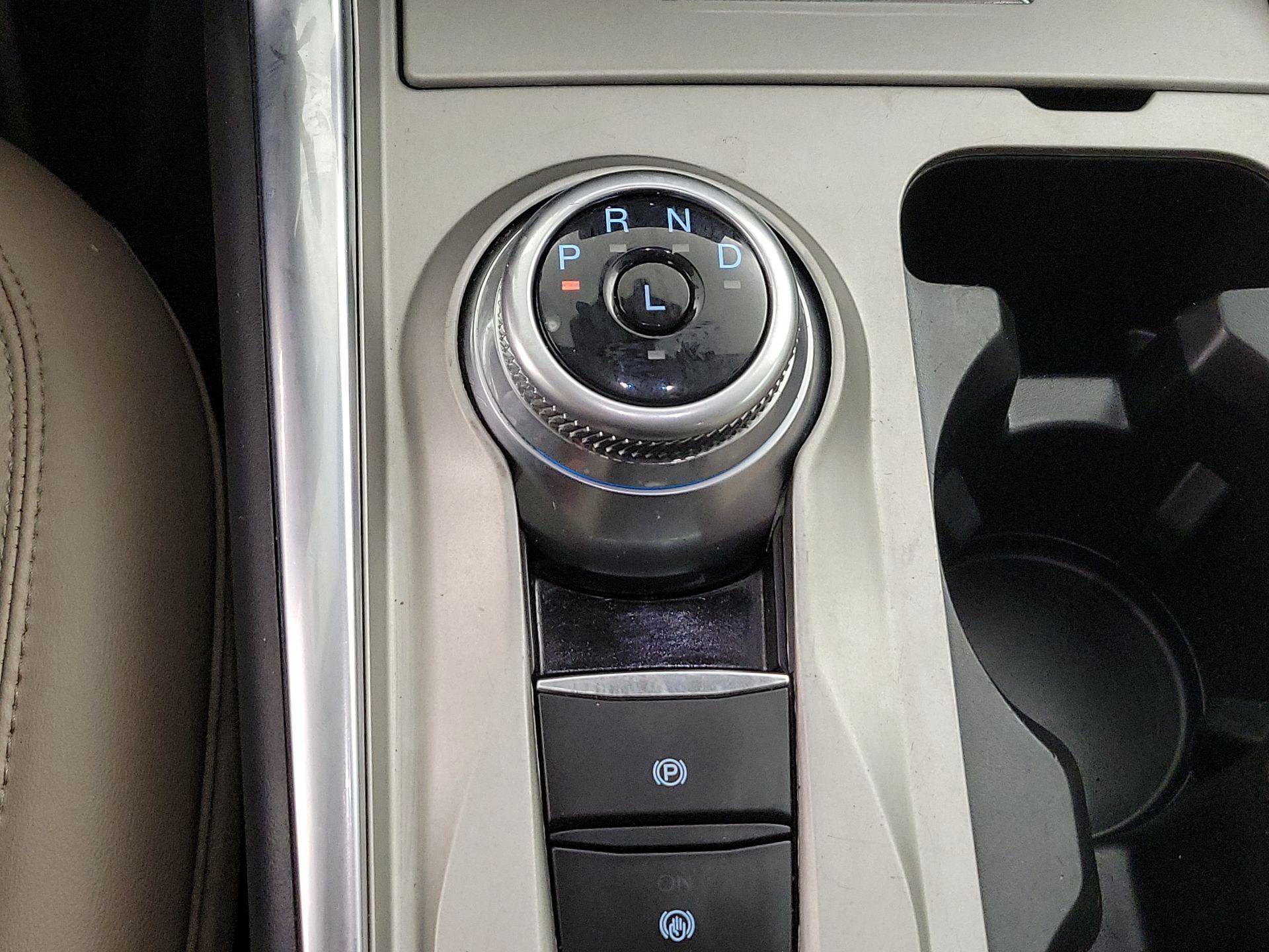 Thumbnail: 2023 Ford Explorer - 17