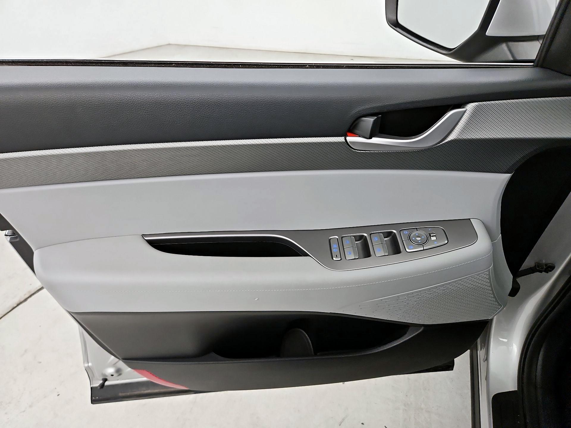 Thumbnail: 2025 Hyundai Palisade - 12