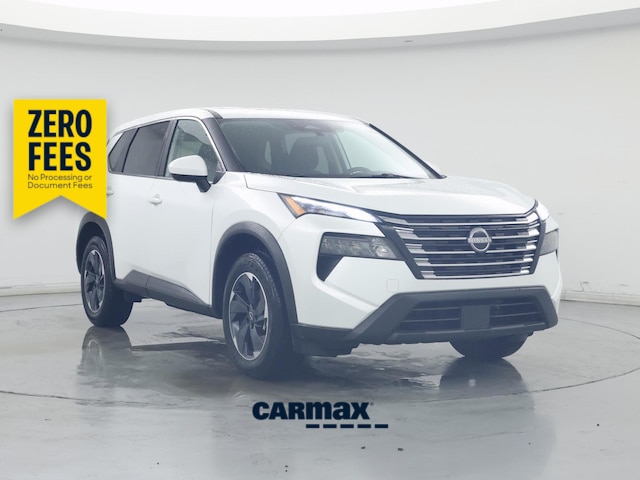 White 2025 Nissan Rogue SV FWD SUV / Crossover Front-Wheel Drive Automatic