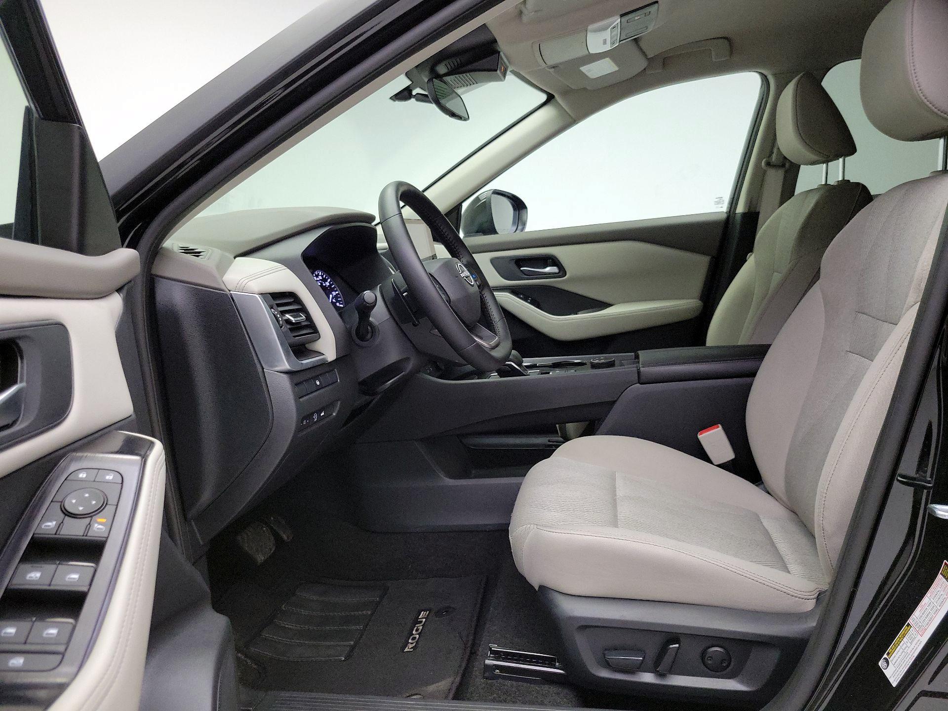 Thumbnail: 2025 Nissan Rogue - 11