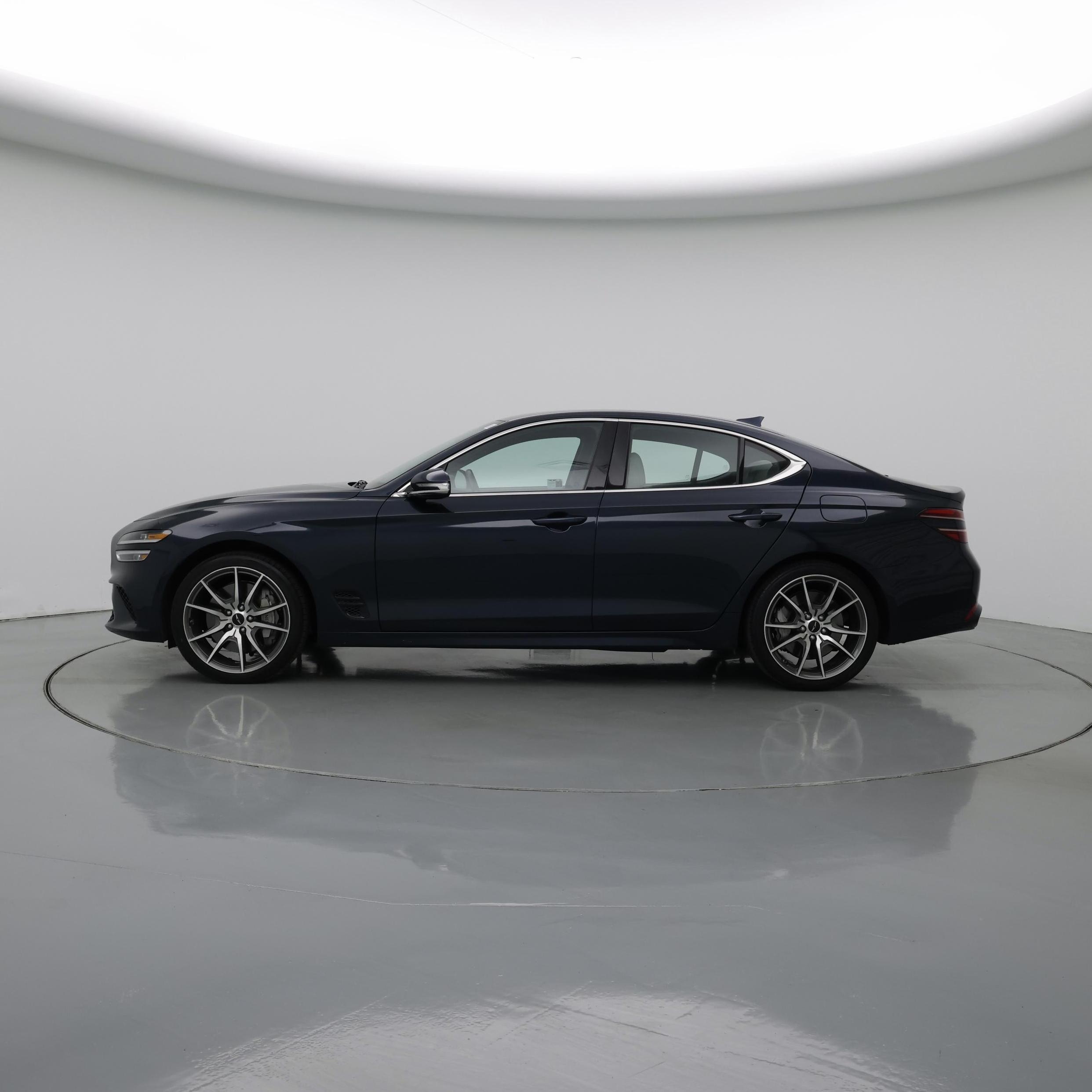 Thumbnail: 2025 Genesis G70 - 3