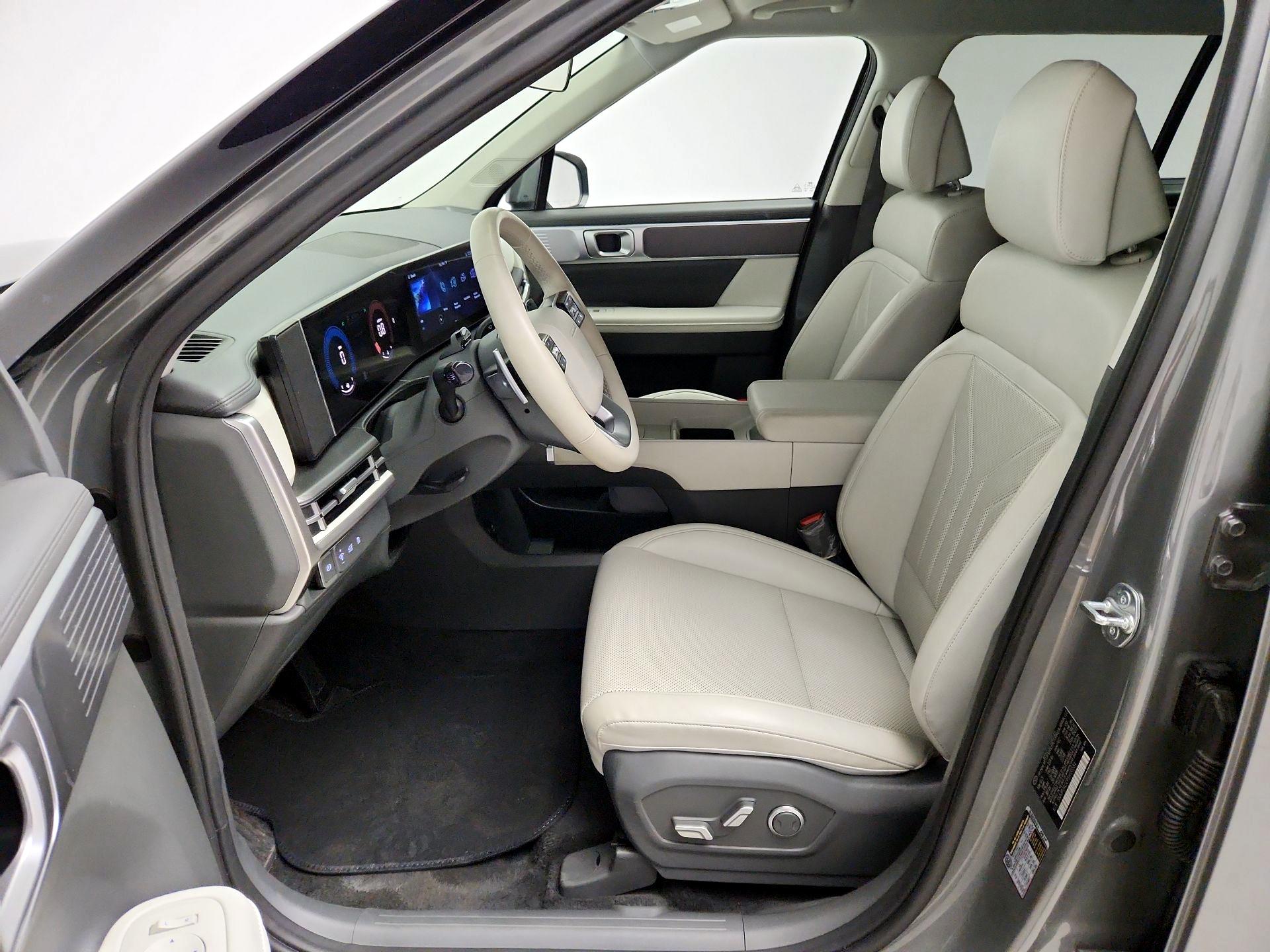 Thumbnail: 2025 Hyundai Santa Fe - 11