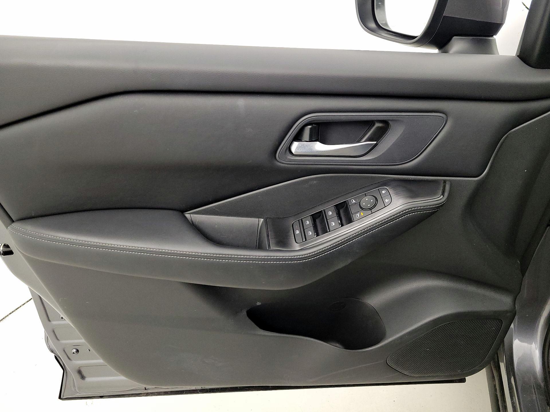 Thumbnail: 2025 Nissan Rogue - 12