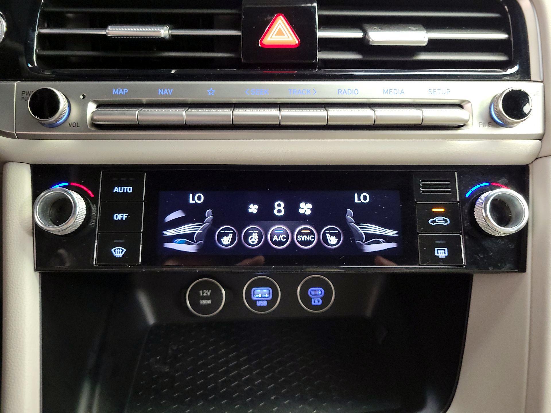 Thumbnail: 2025 Genesis G70 - 17