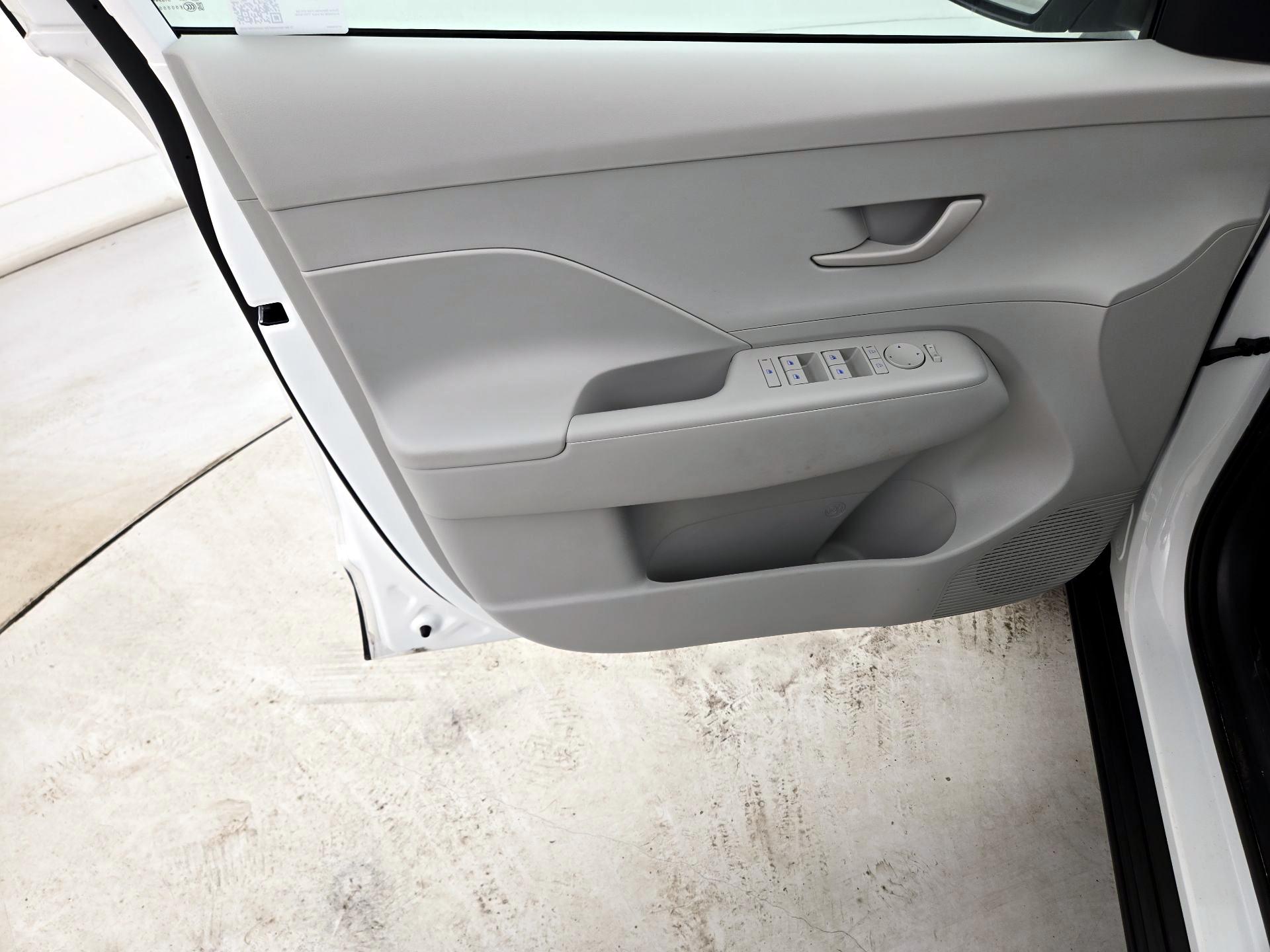 Thumbnail: 2025 Hyundai Kona - 12