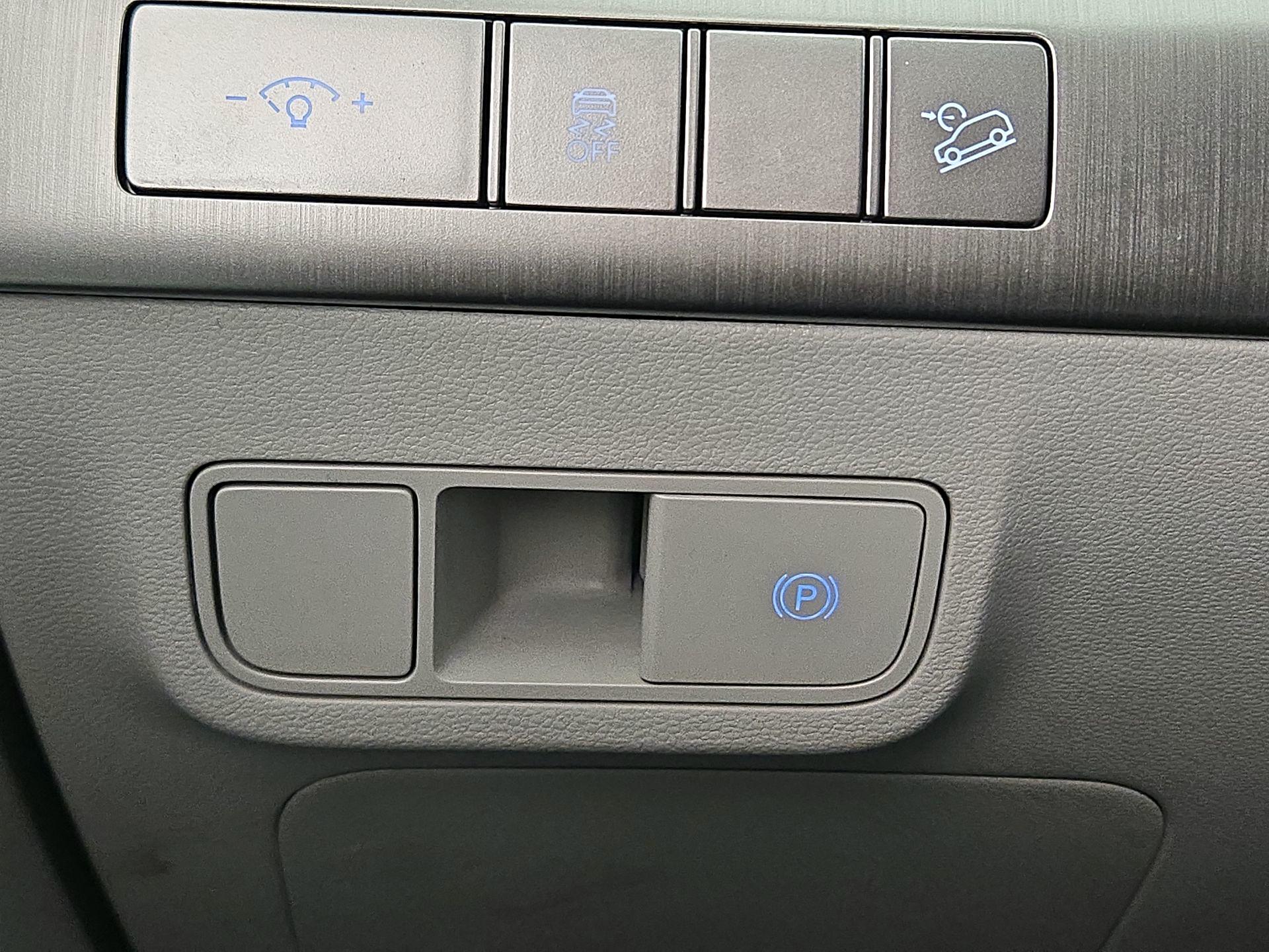 Thumbnail: 2025 Hyundai Kona - 13