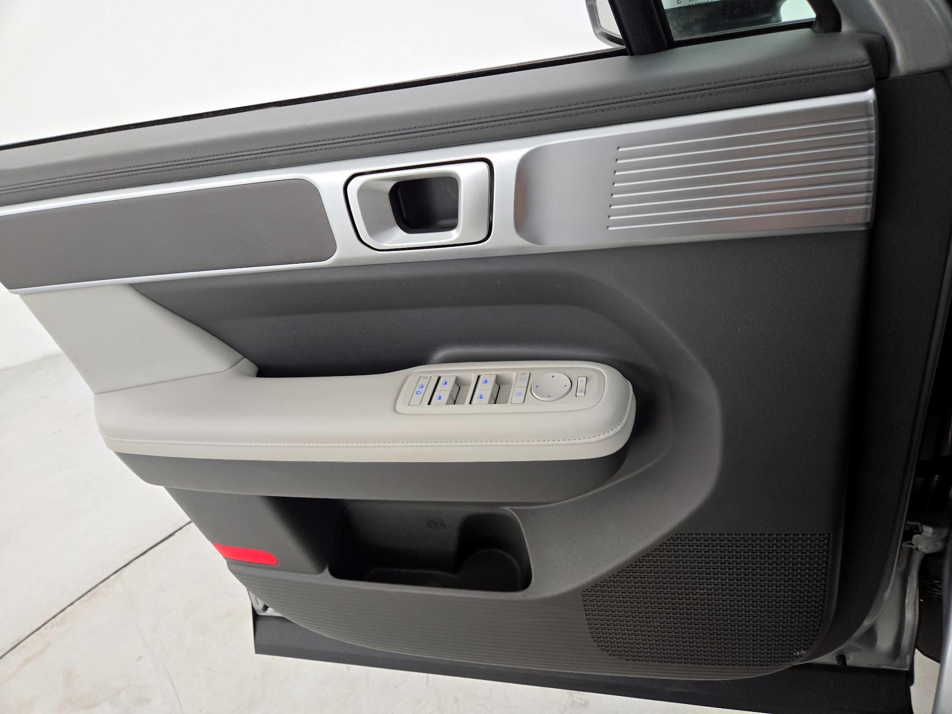 Thumbnail: 2025 Hyundai Santa Fe - 12