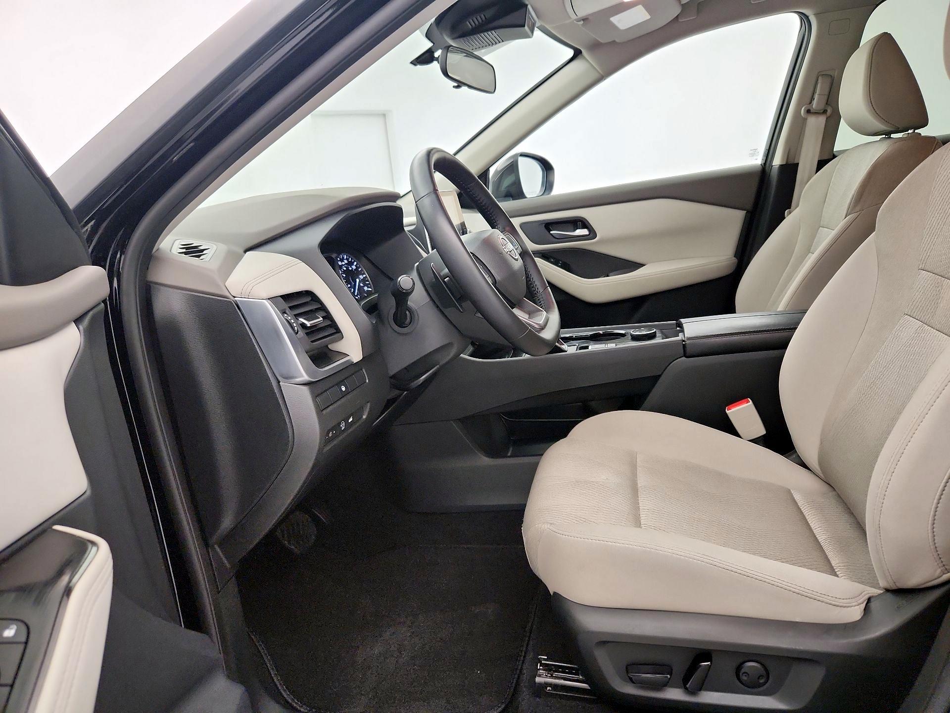 Thumbnail: 2025 Nissan Rogue - 11