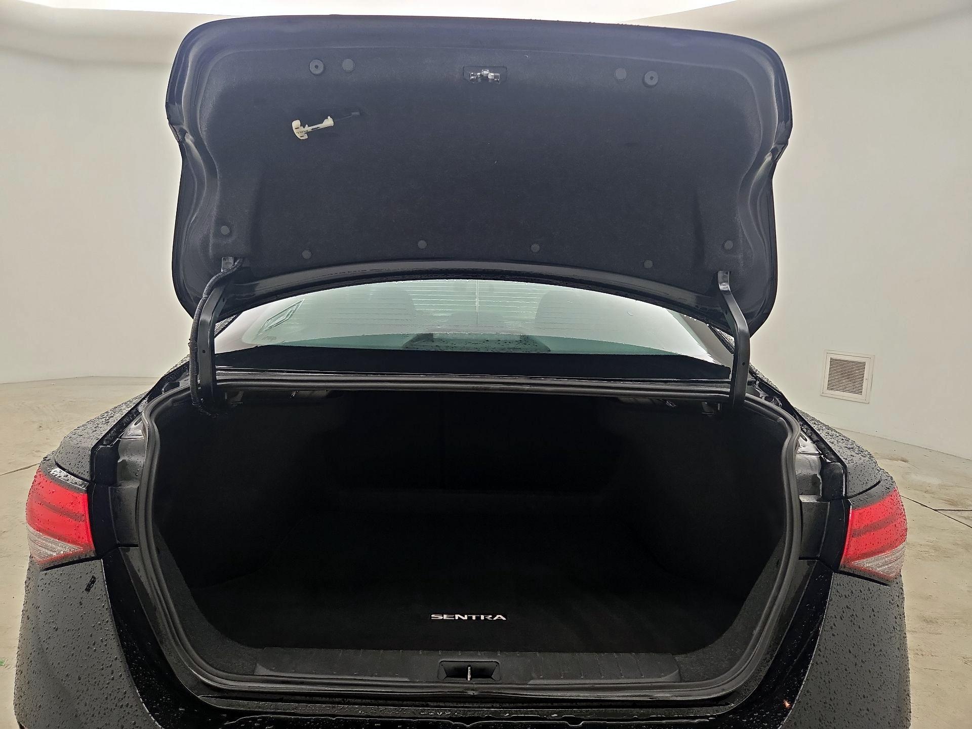 Thumbnail: 2025 Nissan Sentra - 20