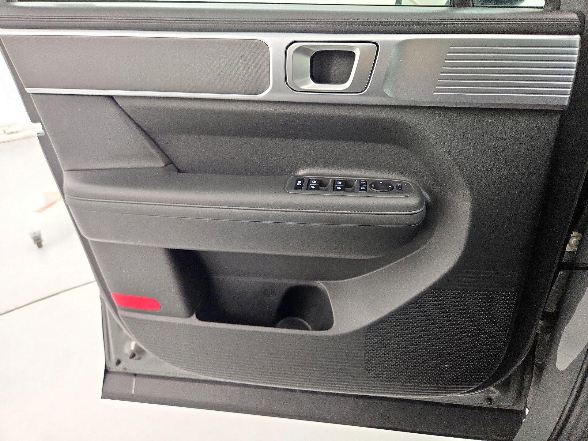 Thumbnail: 2025 Hyundai Santa Fe - 12